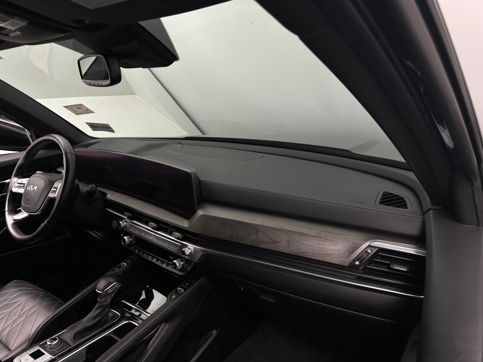 Thumbnail: 2023 Kia Telluride - 3