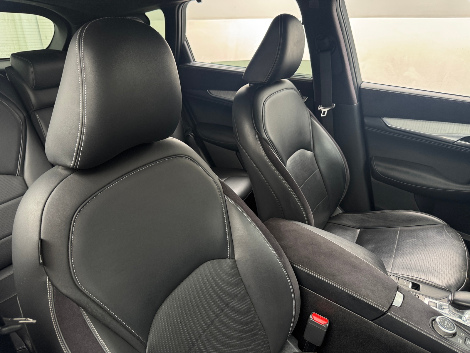 Thumbnail: 2019 INFINITI QX50 - 2
