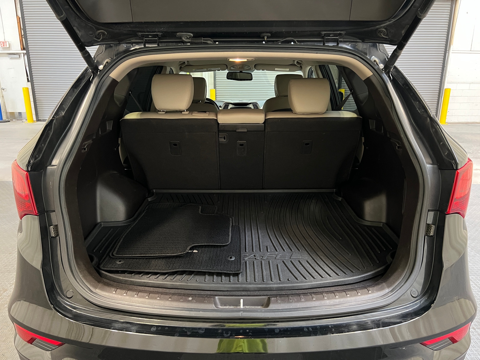 Thumbnail: 2017 Hyundai Santa Fe - 6