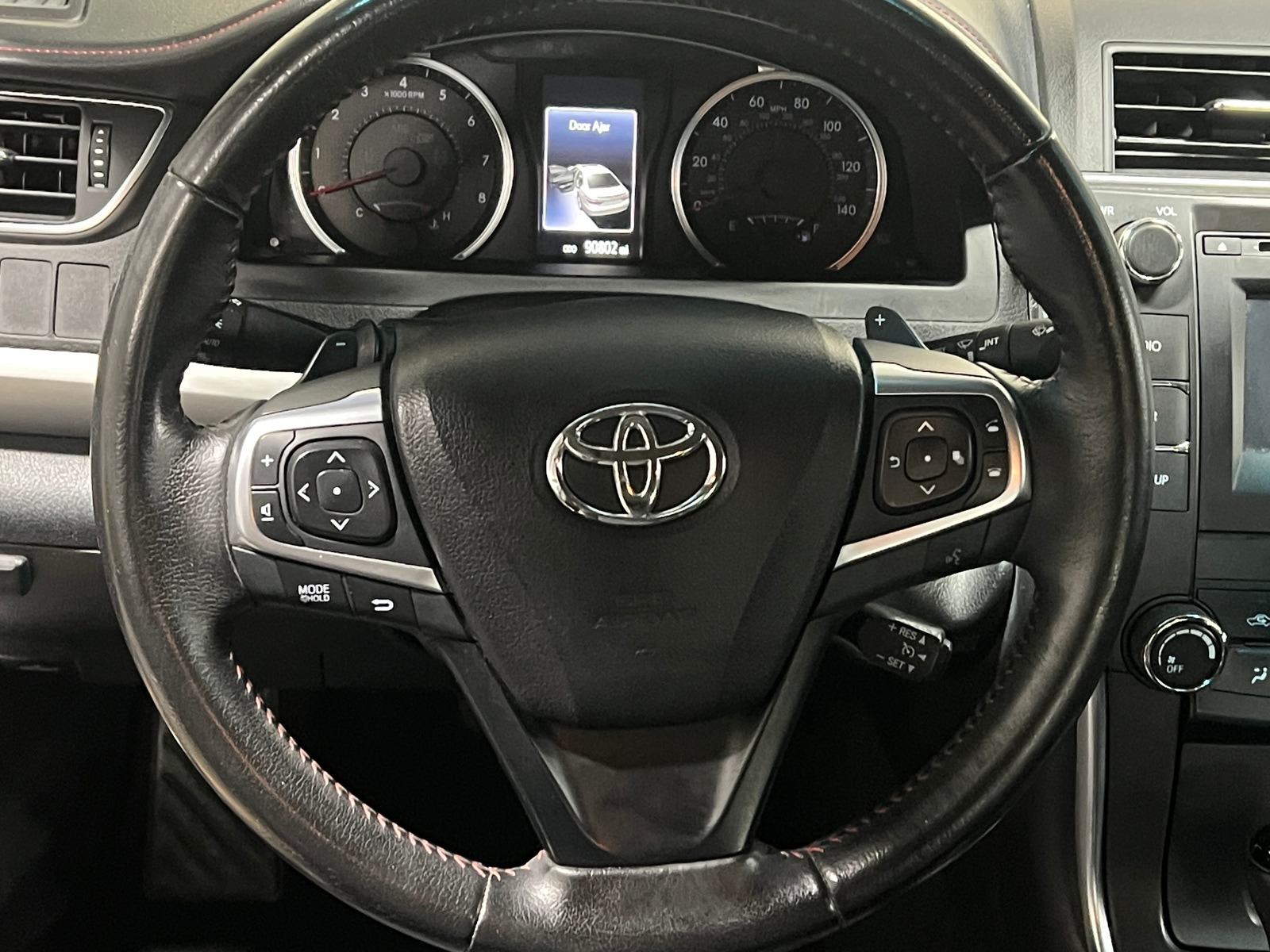 Thumbnail: 2016 Toyota Camry - 5