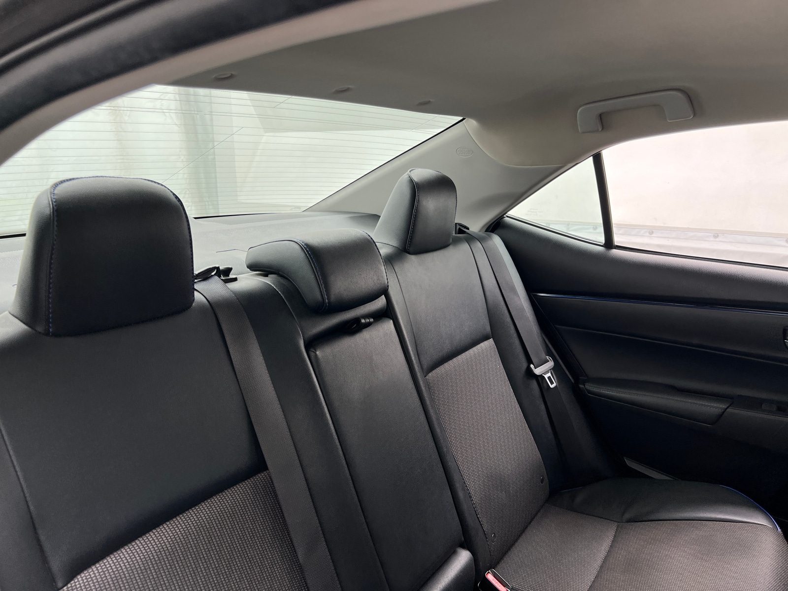 Thumbnail: 2017 Toyota Corolla - 5