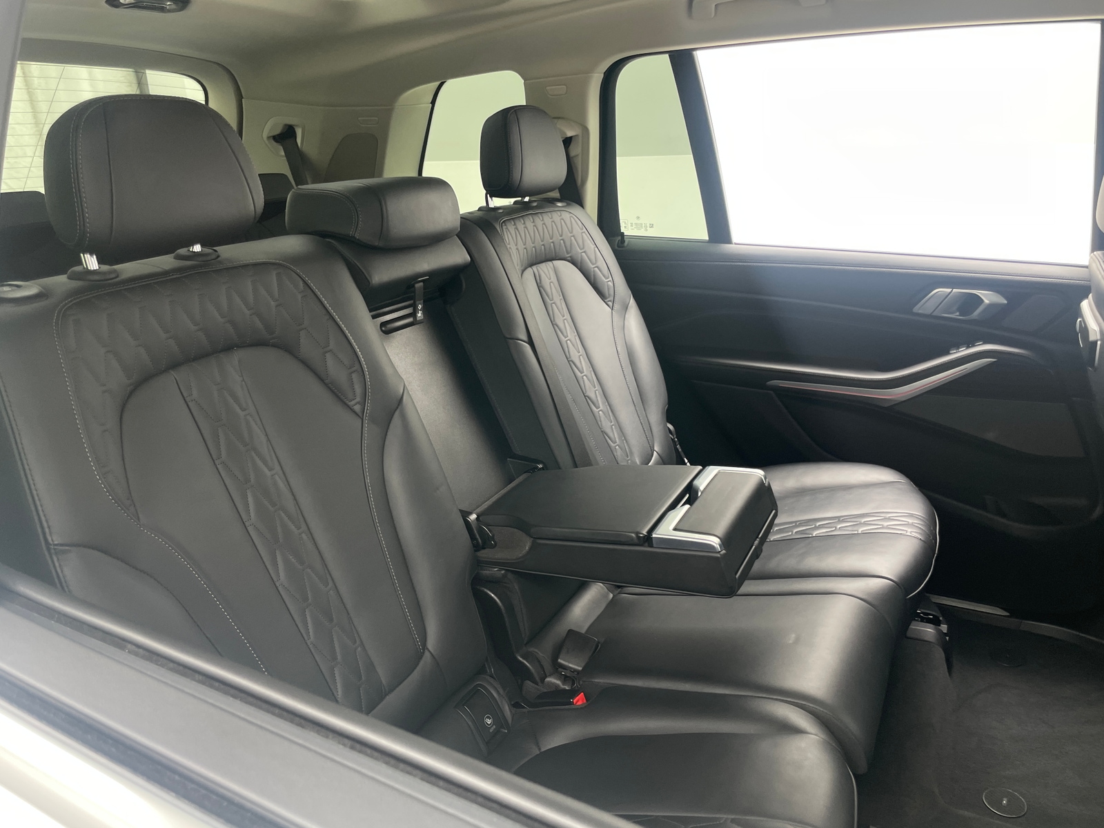 Thumbnail: 2023 BMW X7 - 5