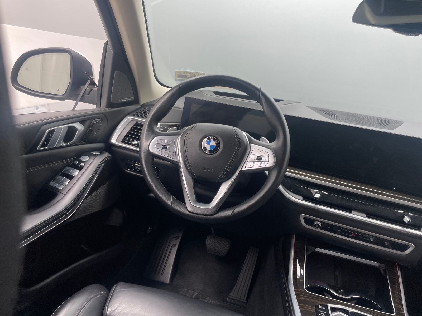 Thumbnail: 2023 BMW X7 - 4