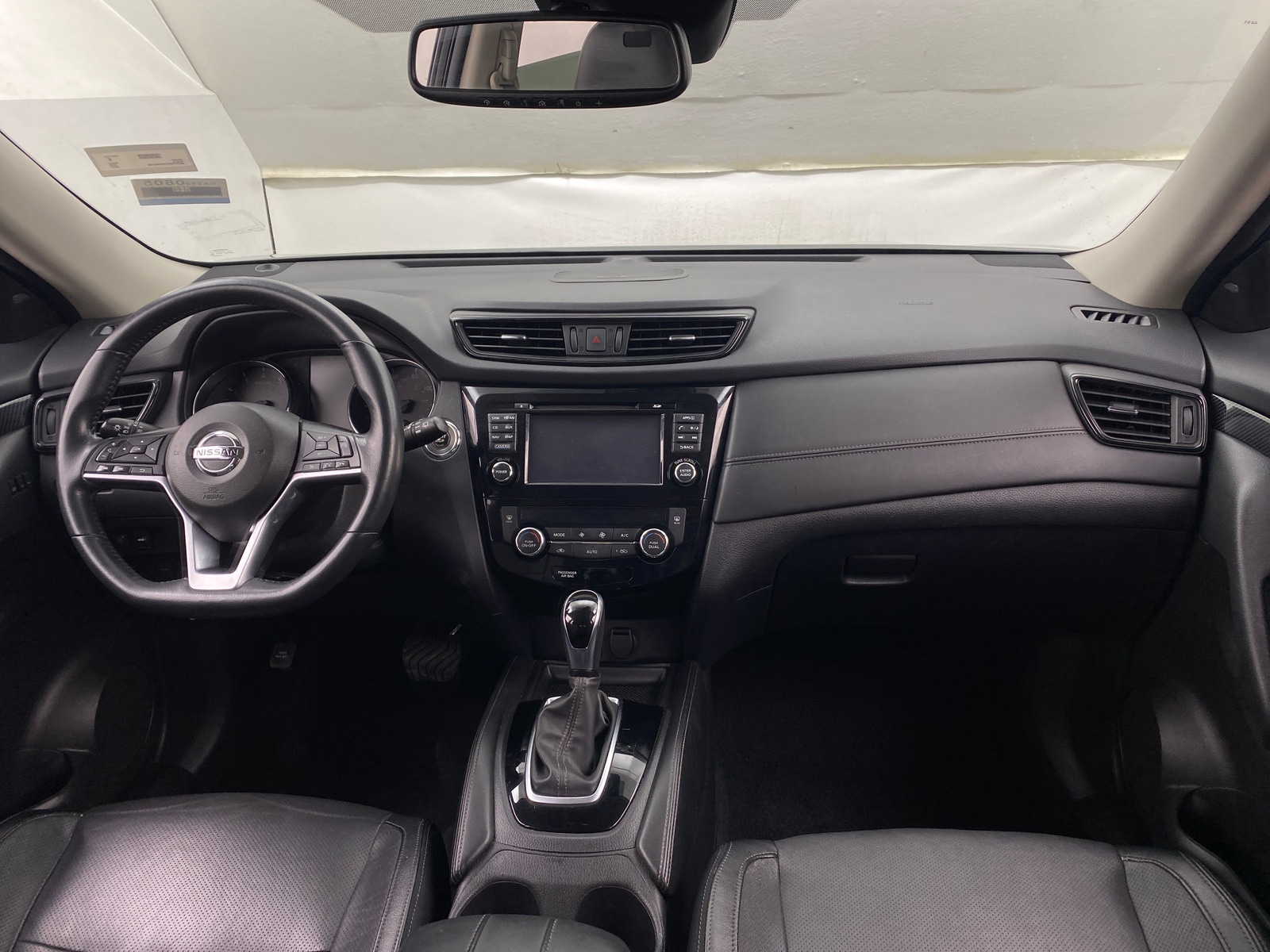 Thumbnail: 2017 Nissan Rogue - 2