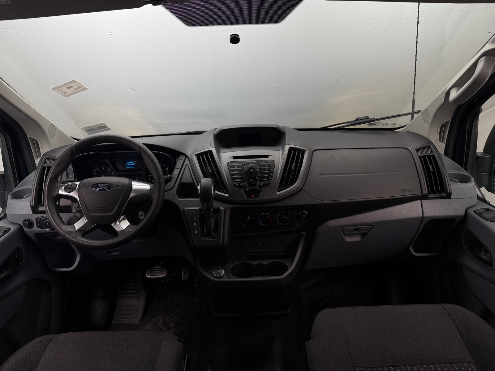 Thumbnail: 2019 Ford Transit Series - 3