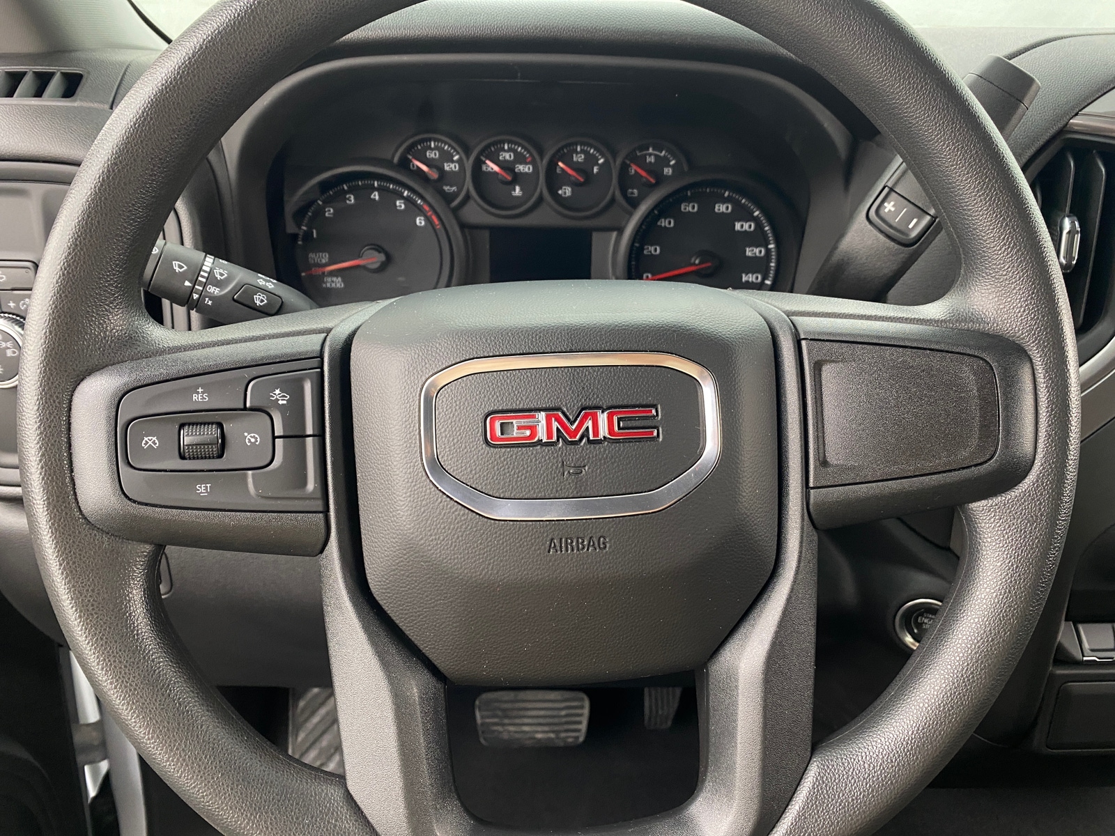 Thumbnail: 2024 GMC Sierra 1500 - 4