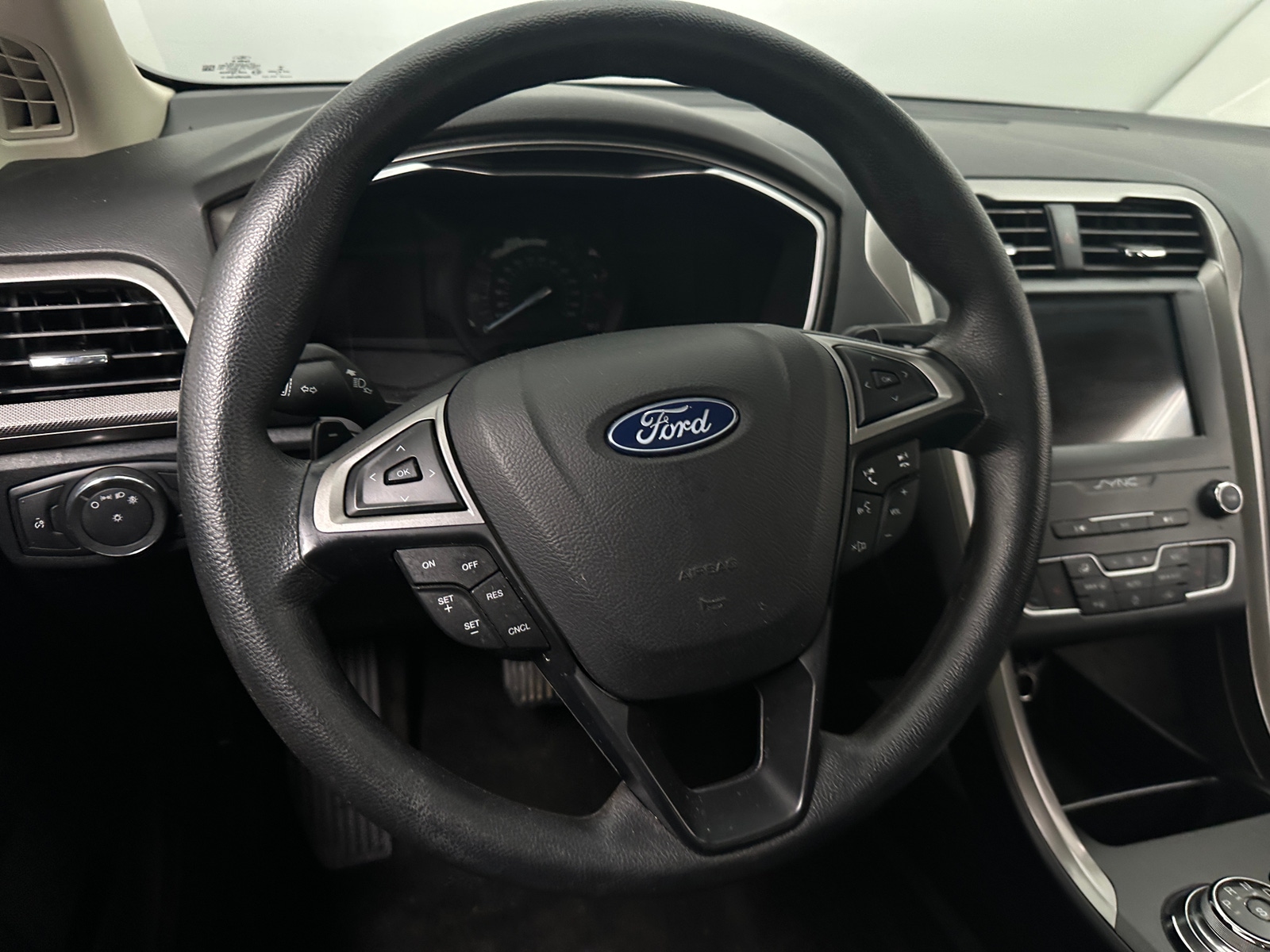 Thumbnail: 2019 Ford Fusion - 5