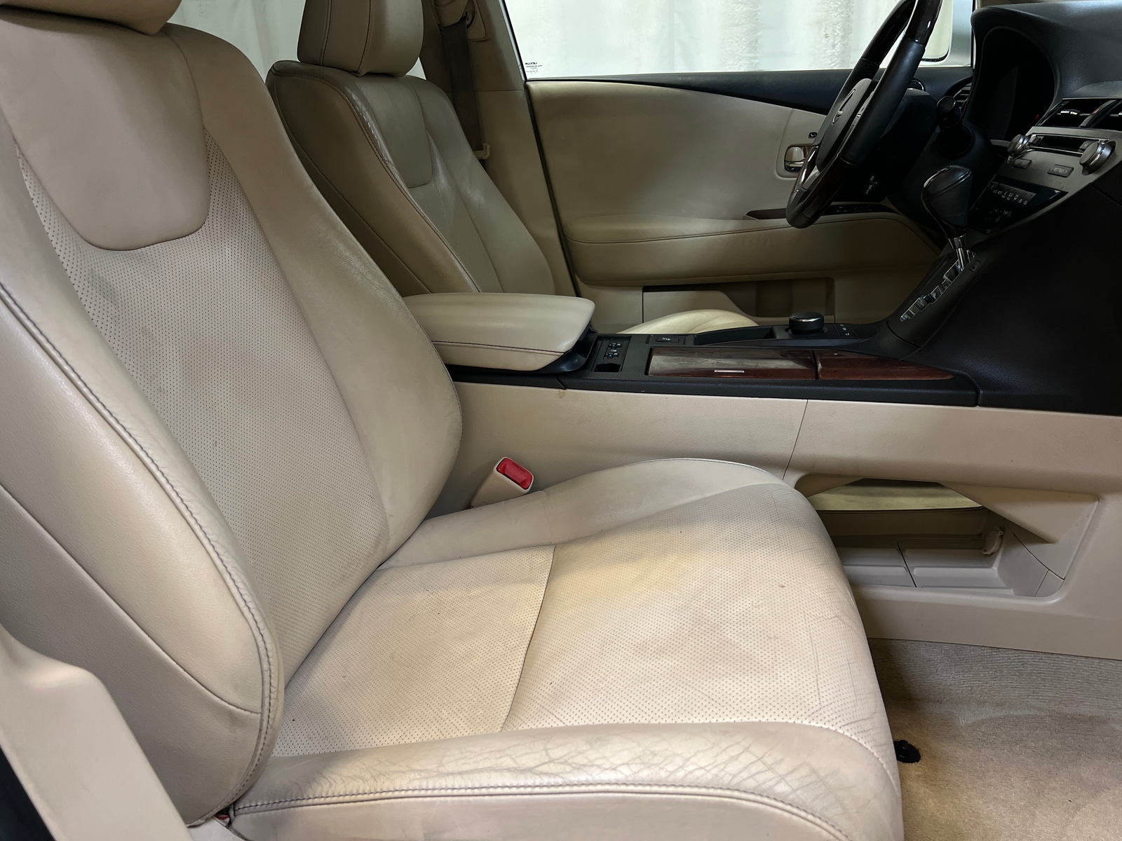 Thumbnail: 2014 Lexus RX - 2