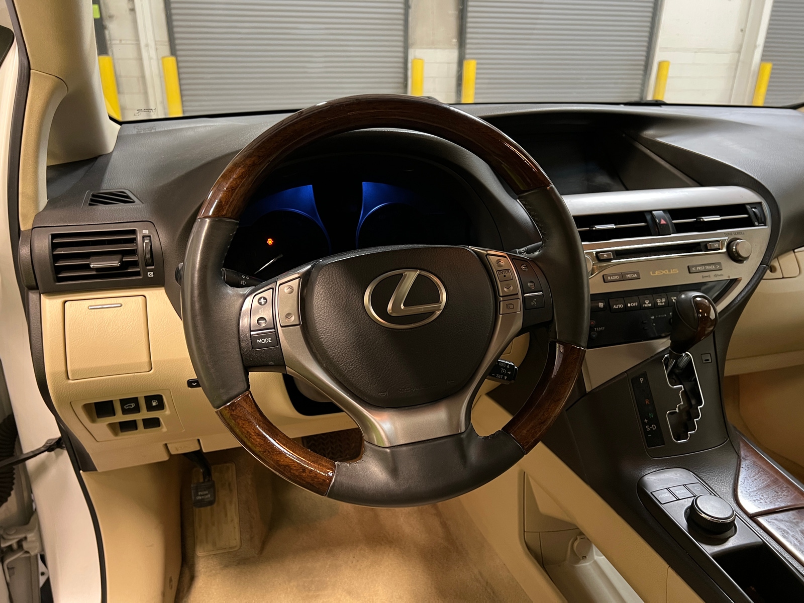 Thumbnail: 2014 Lexus RX - 5