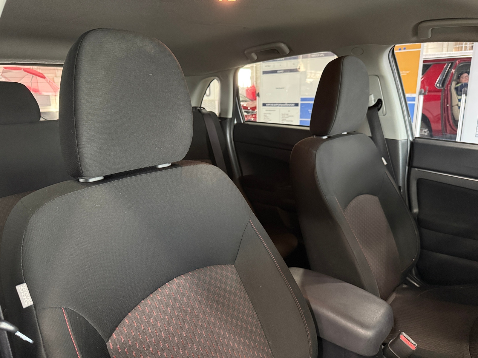 Thumbnail: 2017 Mitsubishi Outlander Sport - 2