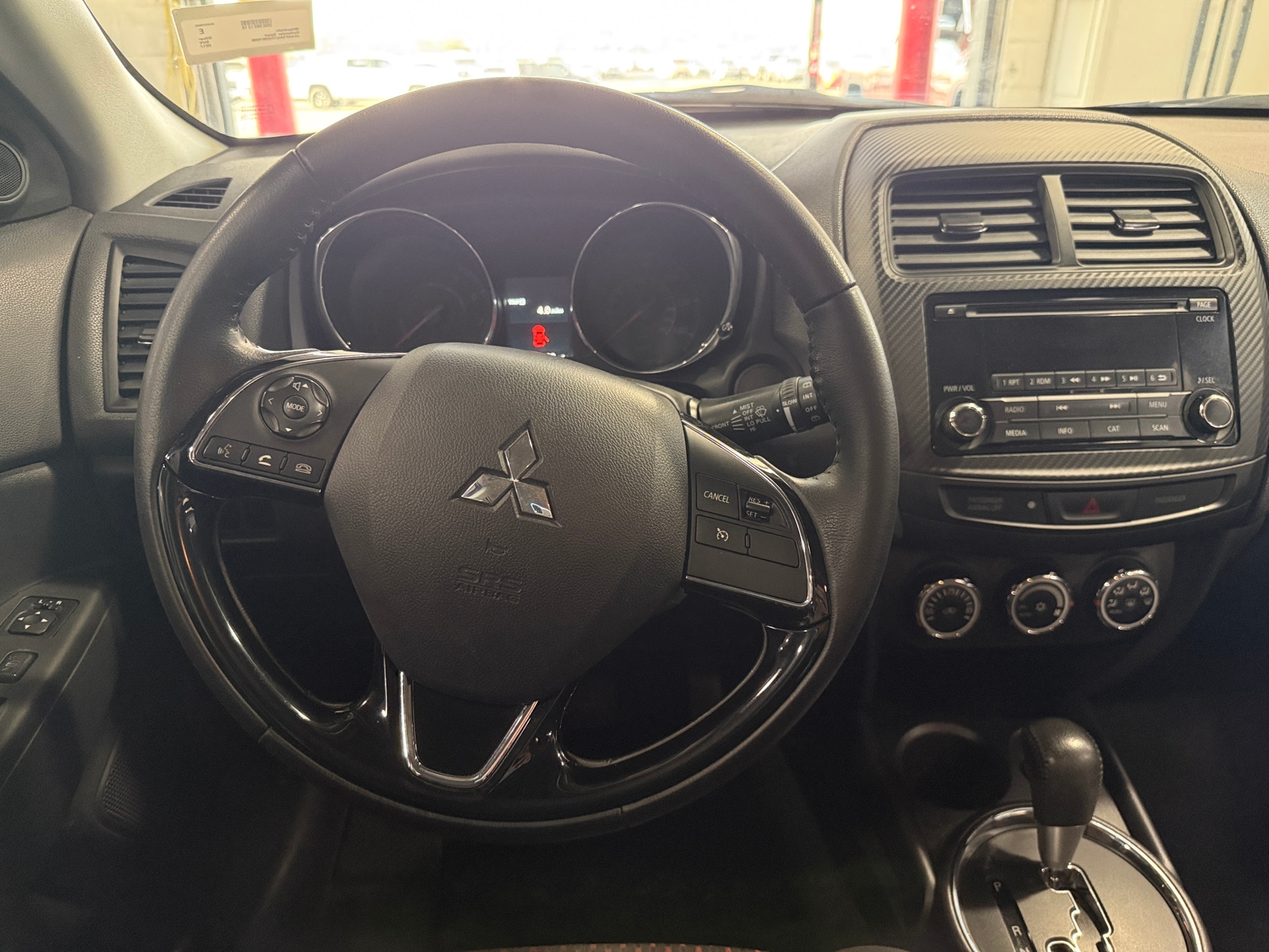 Thumbnail: 2017 Mitsubishi Outlander Sport - 5