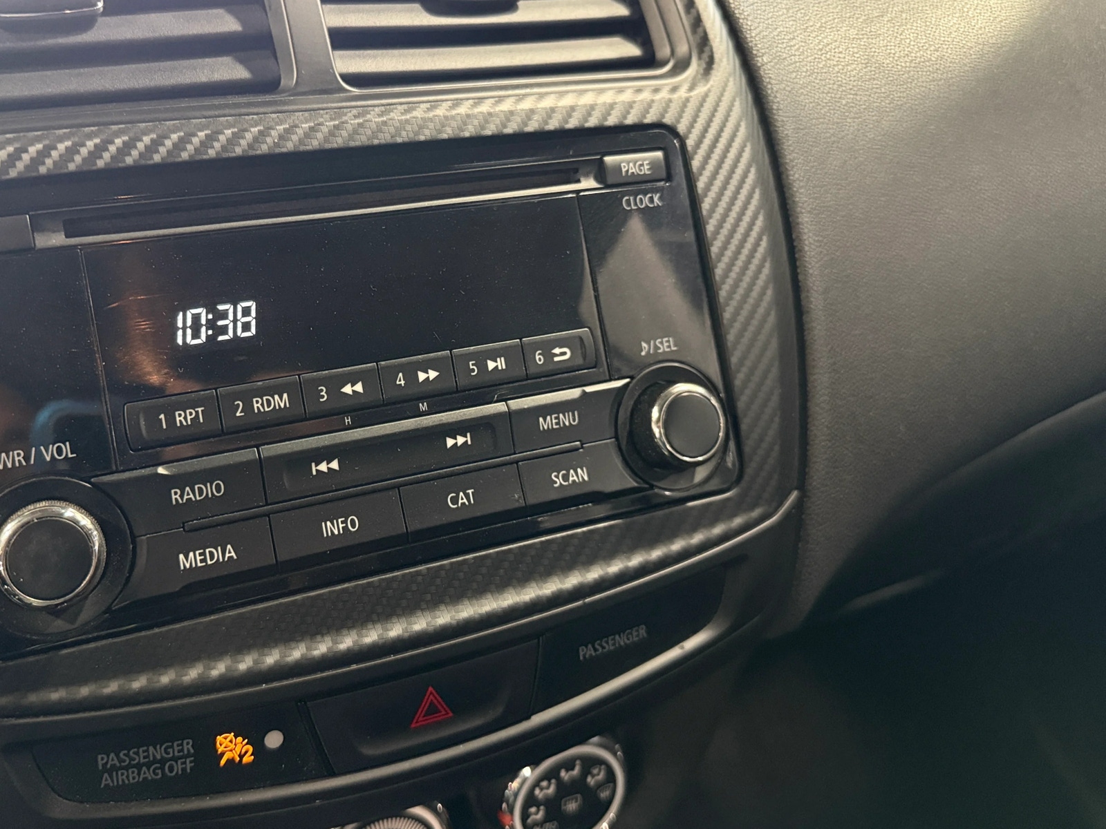 Thumbnail: 2017 Mitsubishi Outlander Sport - 4