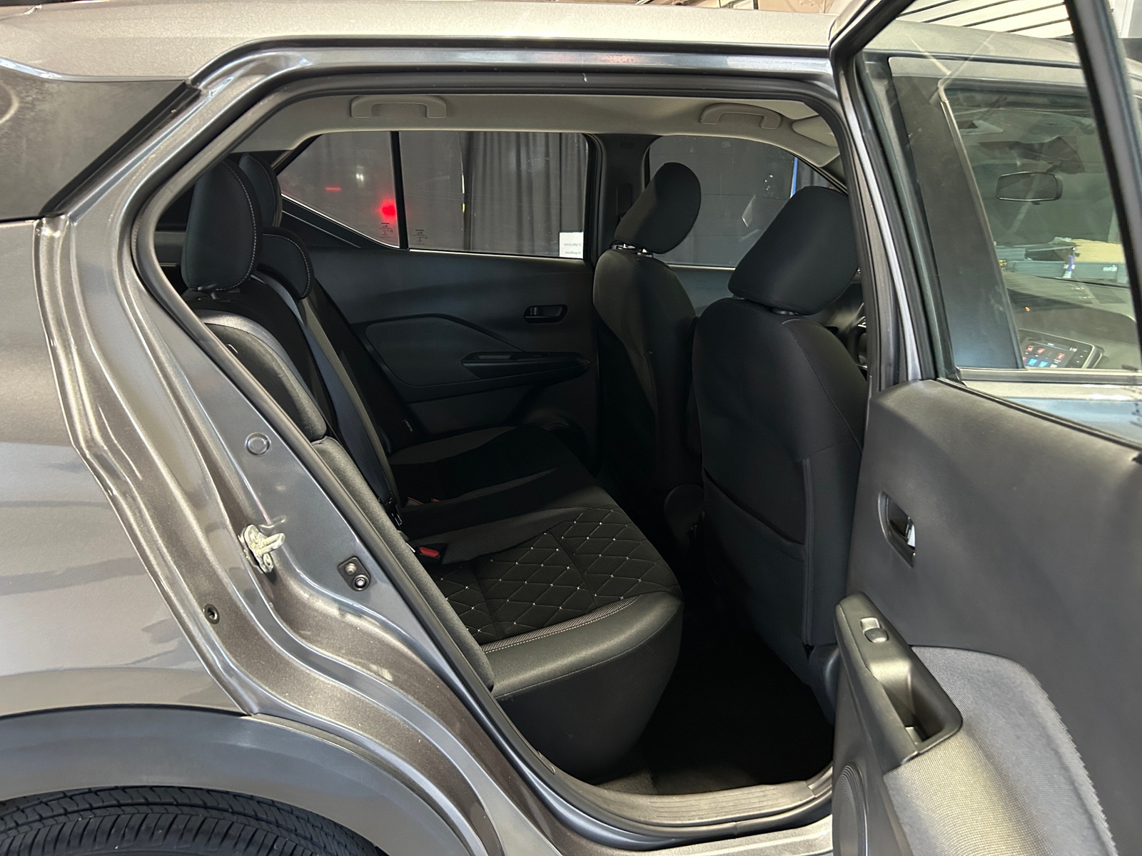 Thumbnail: 2020 Nissan Kicks - 6