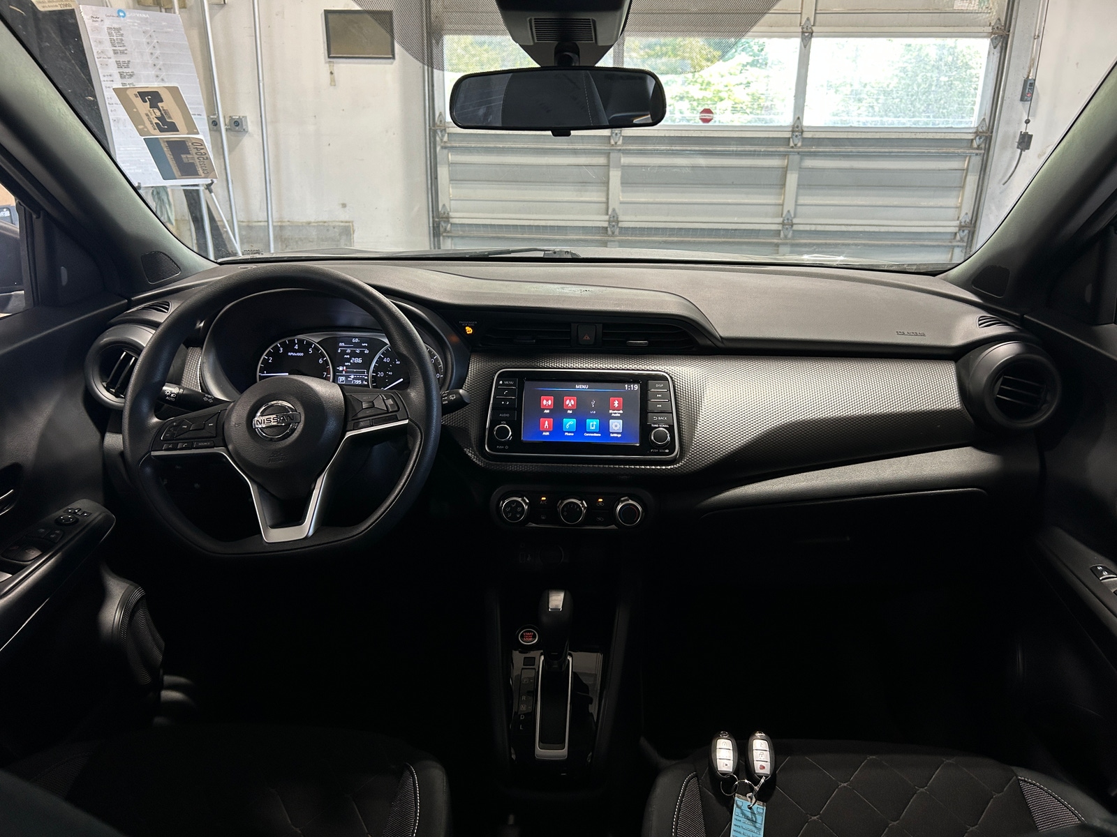 Thumbnail: 2020 Nissan Kicks - 3