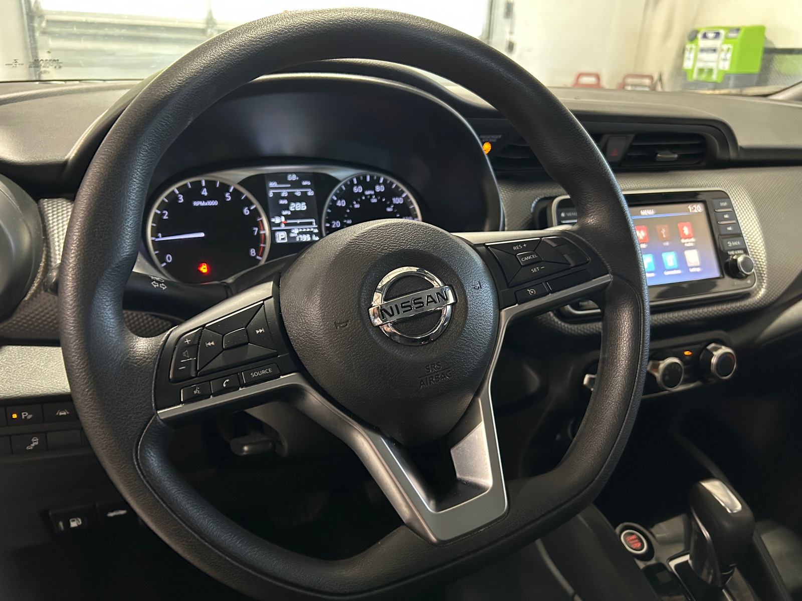 Thumbnail: 2020 Nissan Kicks - 5