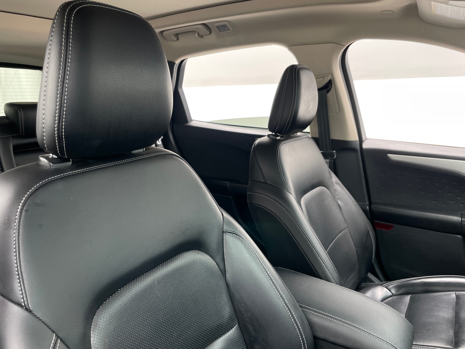 Thumbnail: 2020 Ford Escape - 2