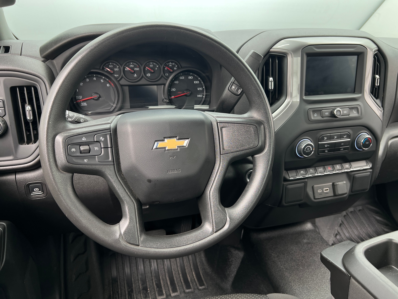 Thumbnail: 2024 Chevrolet Silverado 1500 - 4