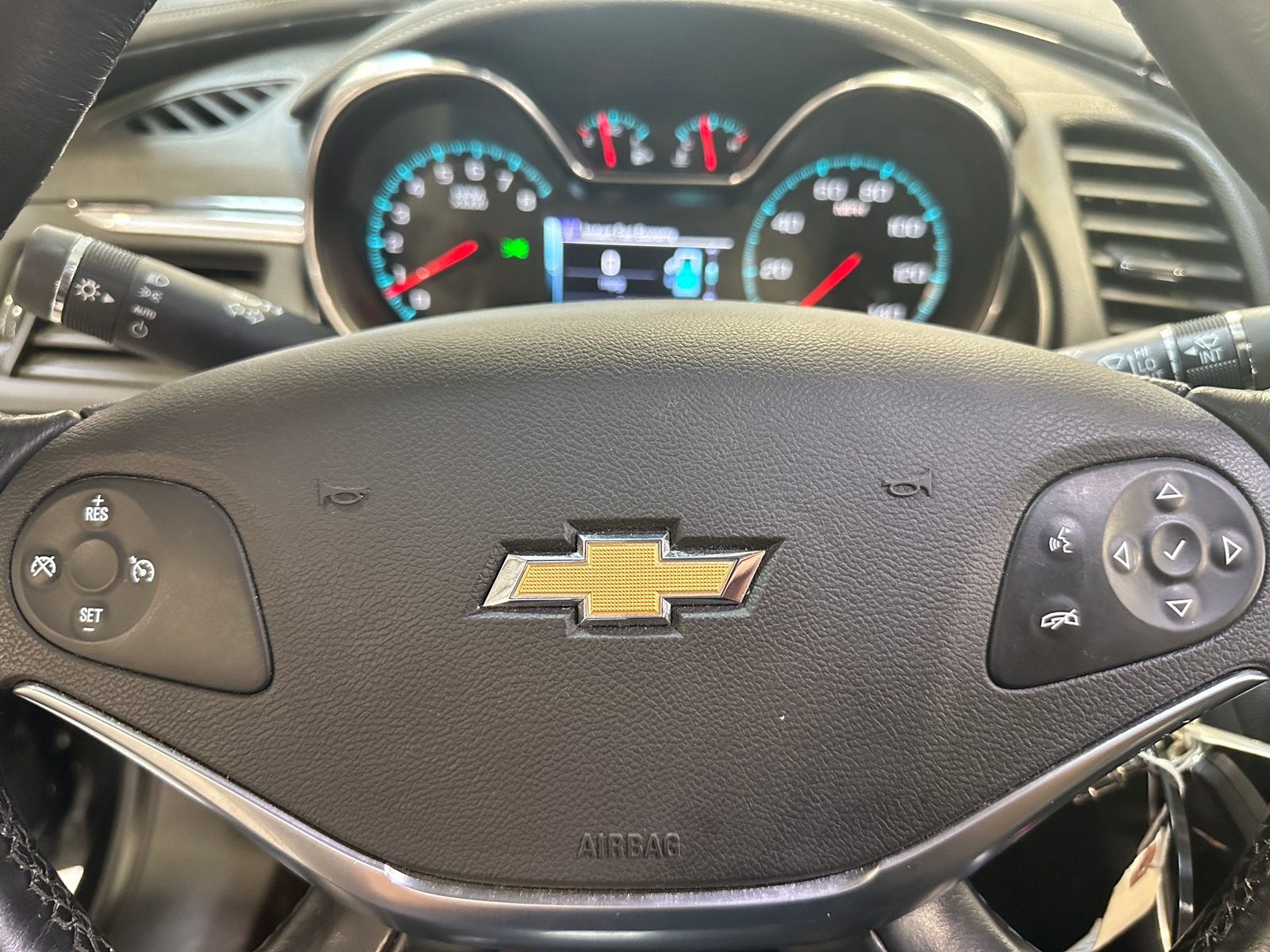 Thumbnail: 2017 Chevrolet Impala - 5