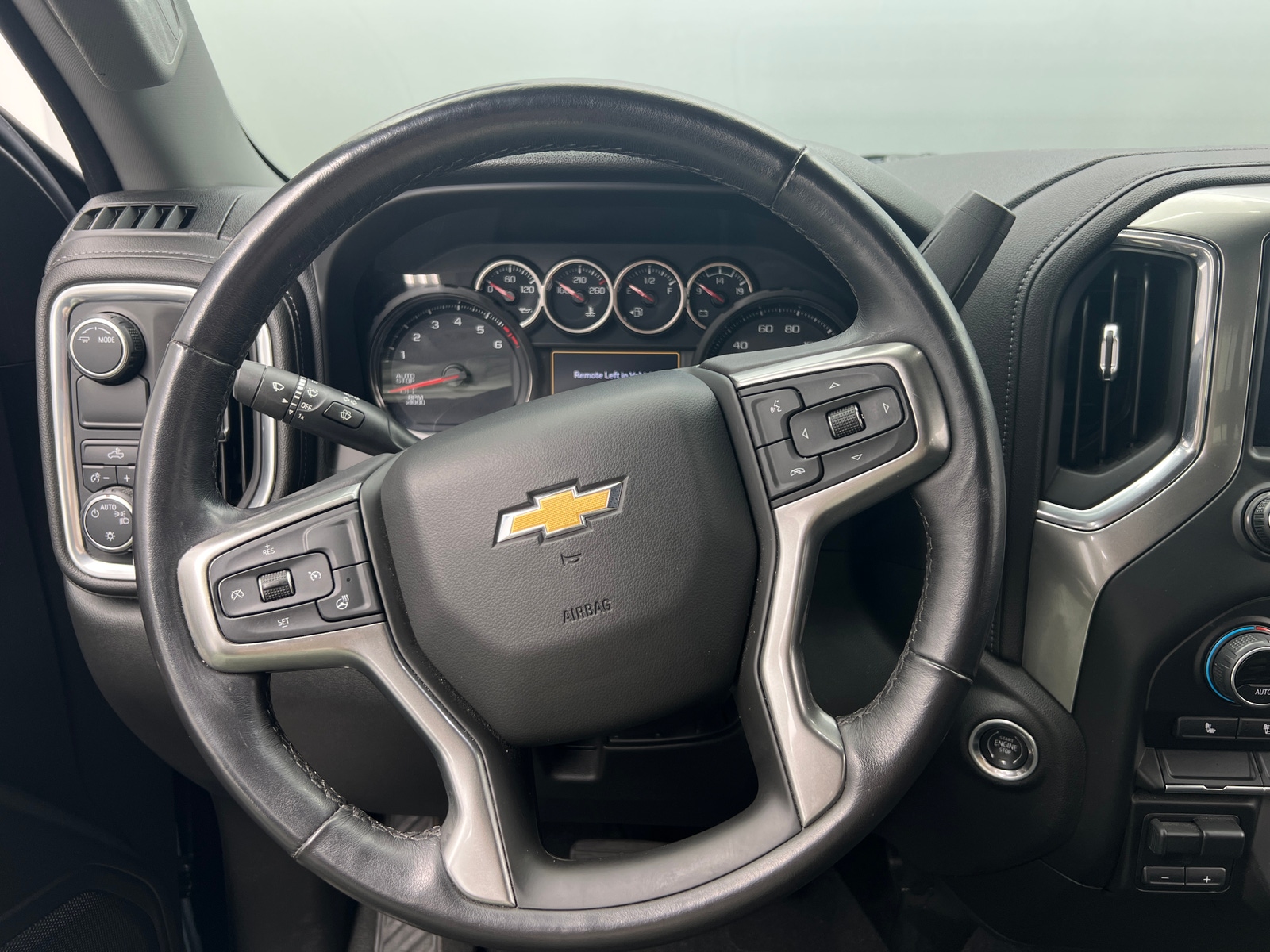 Thumbnail: 2021 Chevrolet Silverado 1500 - 5