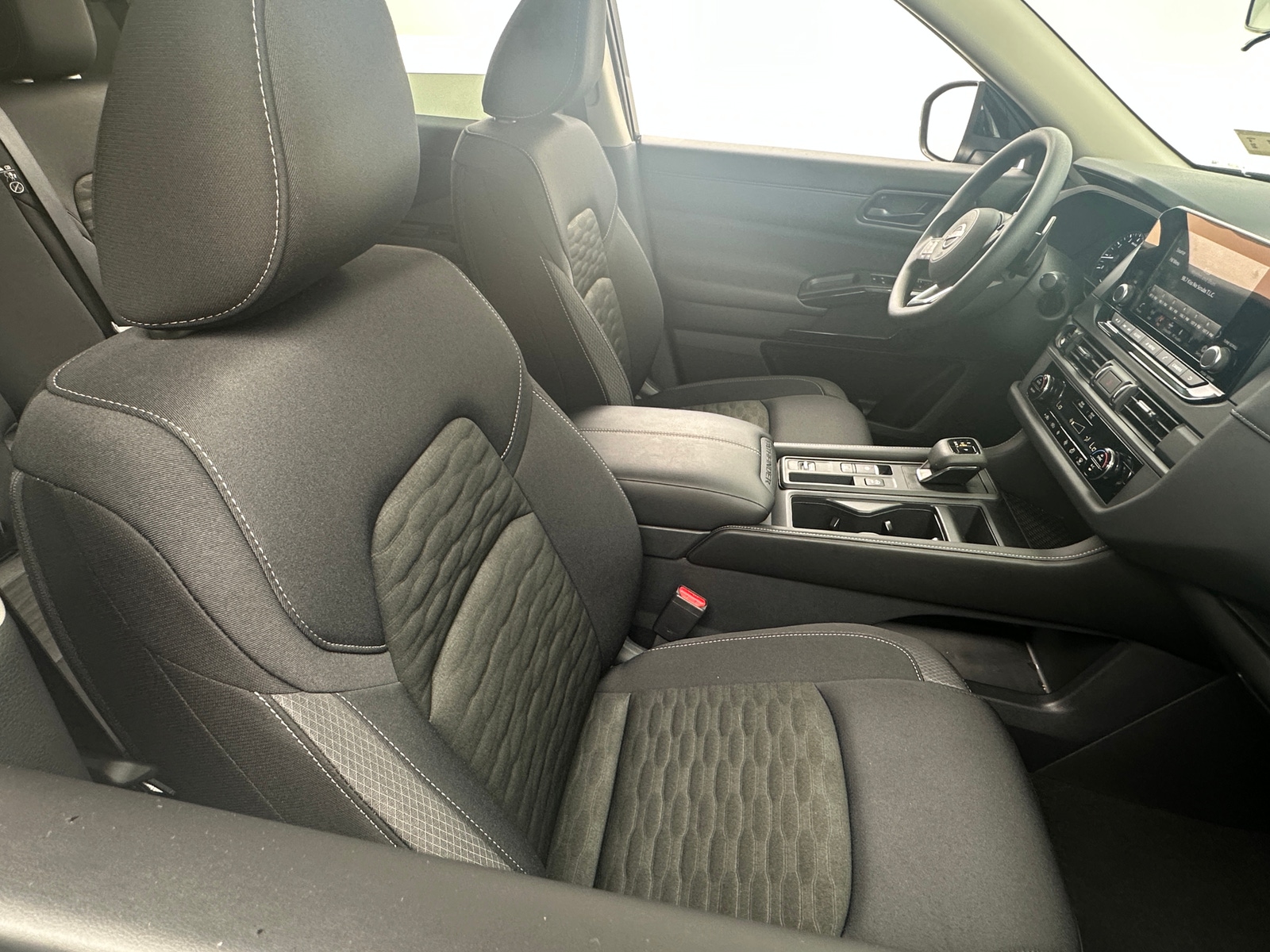 Thumbnail: 2025 Nissan Pathfinder - 2