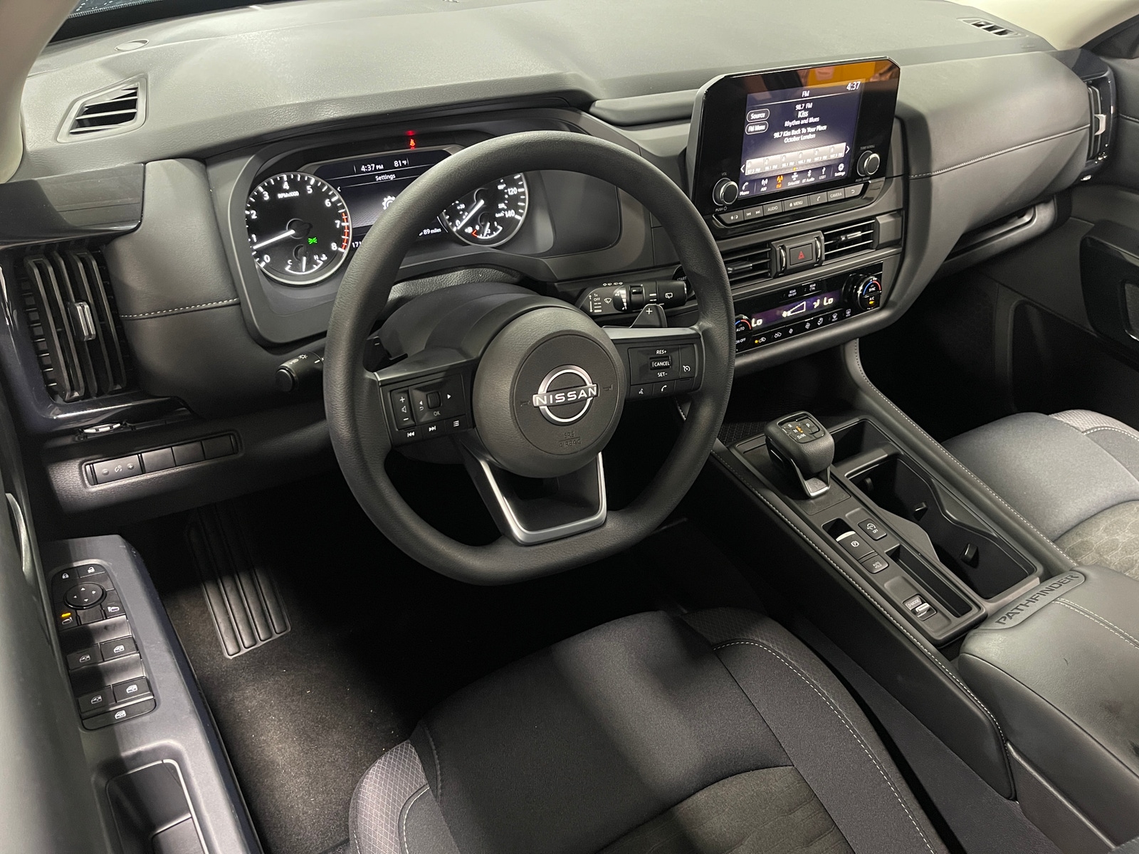 Thumbnail: 2025 Nissan Pathfinder - 3