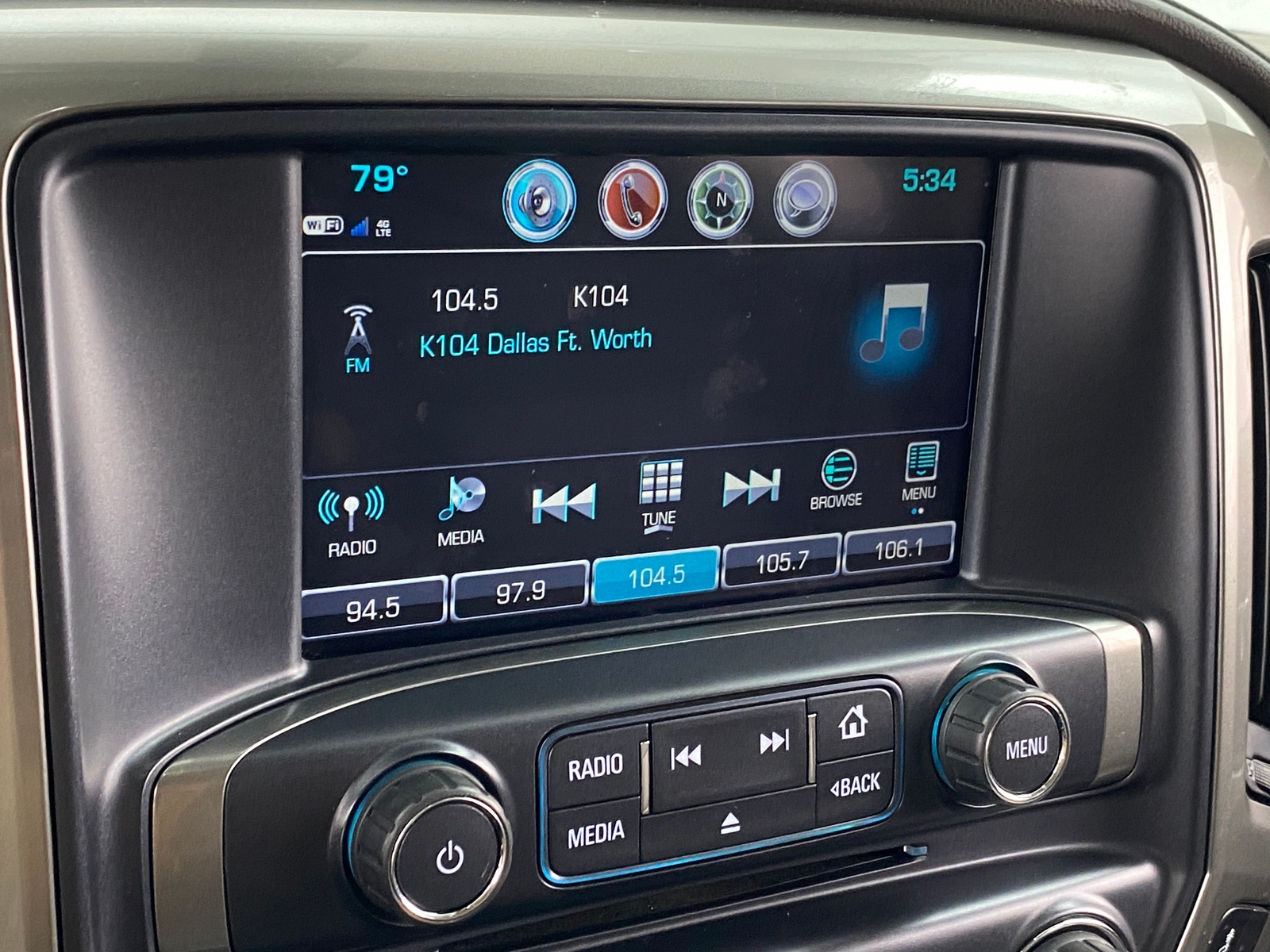 Thumbnail: 2018 Chevrolet Silverado 1500 - 3