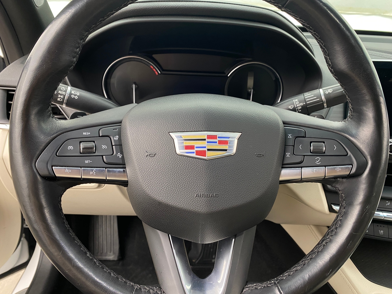 Thumbnail: 2021 Cadillac CT4 - 4