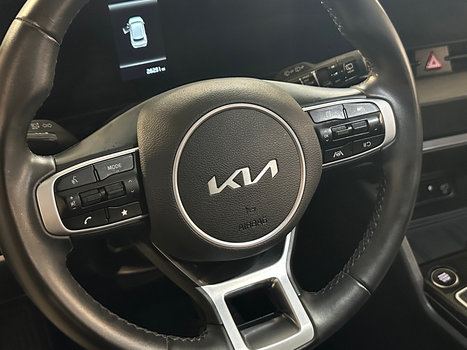 Thumbnail: 2023 Kia Sportage - 4