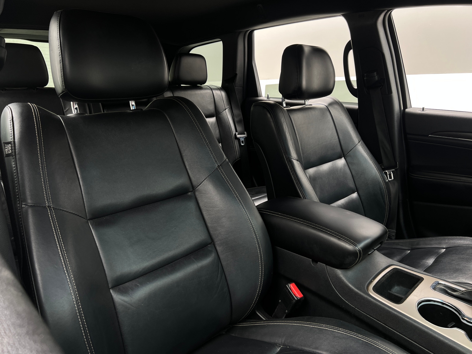 Thumbnail: 2017 Jeep Grand Cherokee - 2