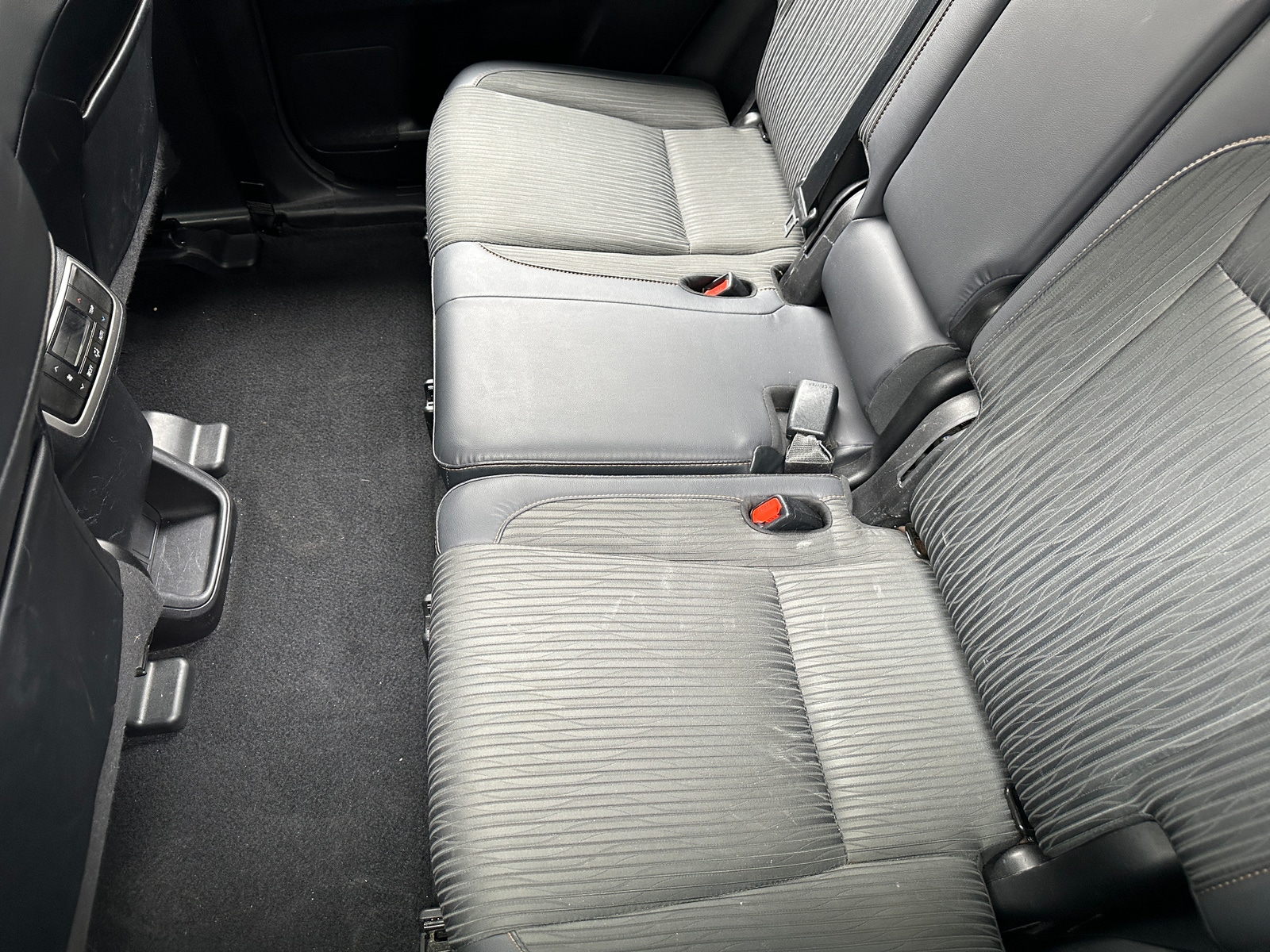 Thumbnail: 2018 Toyota Highlander - 6