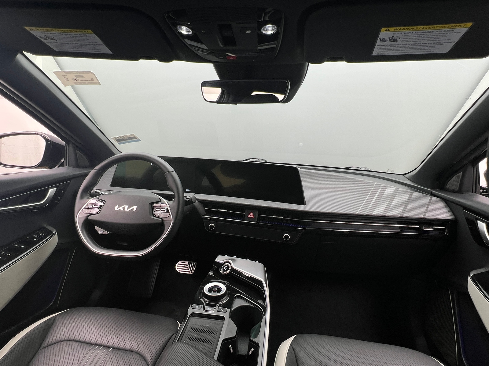 Thumbnail: 2024 Kia EV6 - 2