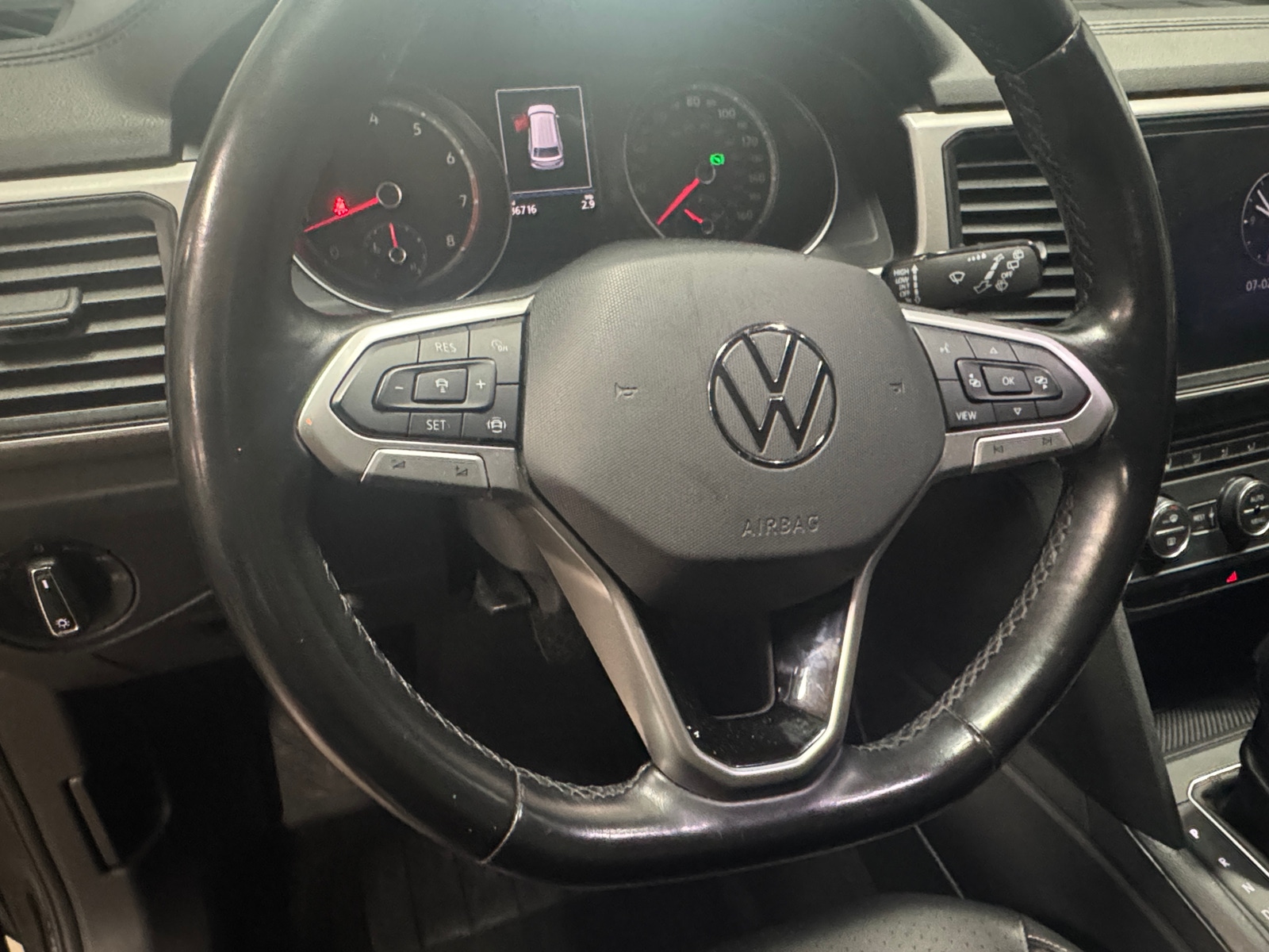 Thumbnail: 2021 Volkswagen Atlas - 4