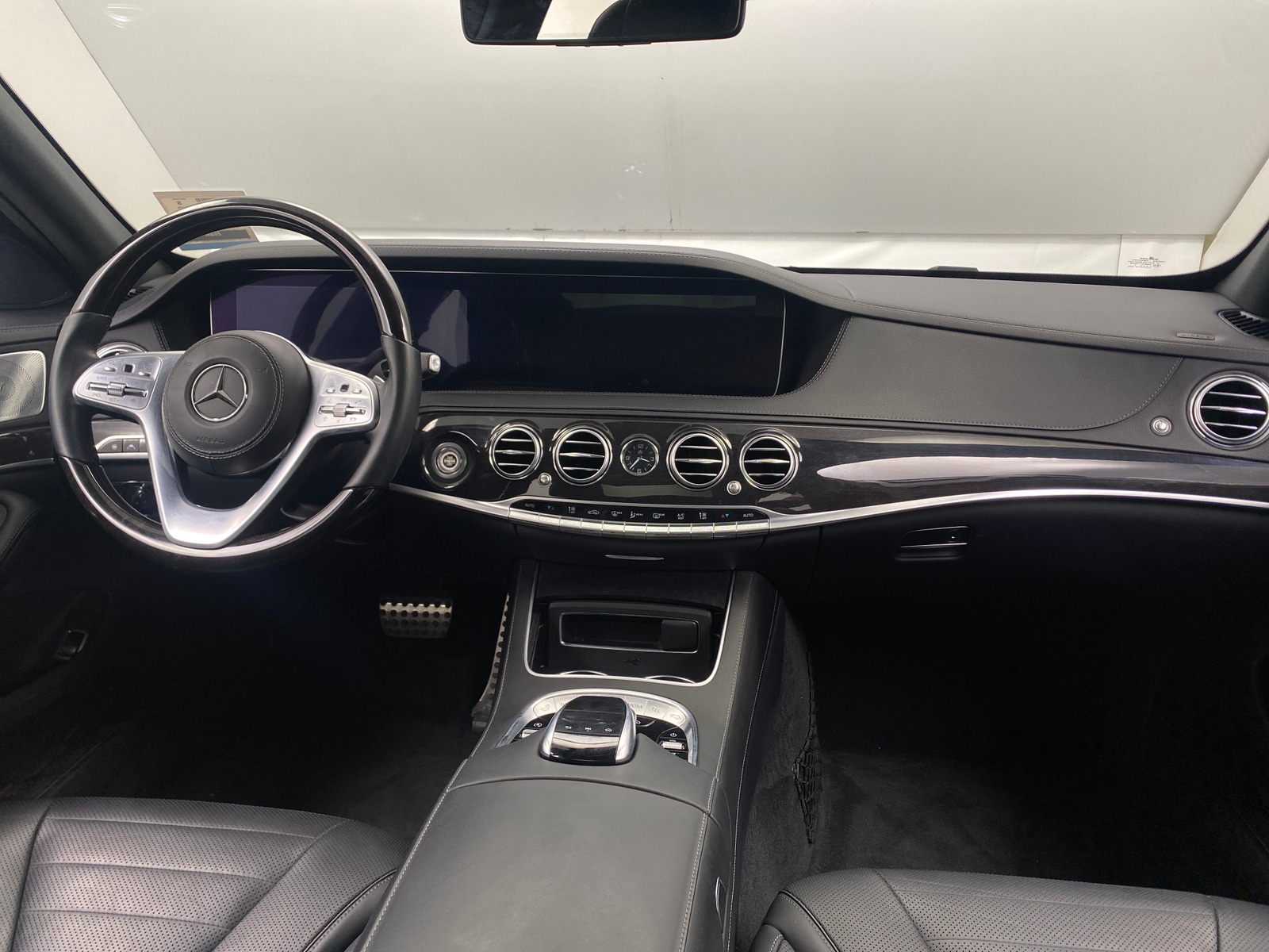 Thumbnail: 2019 Mercedes-Benz S-Class - 2