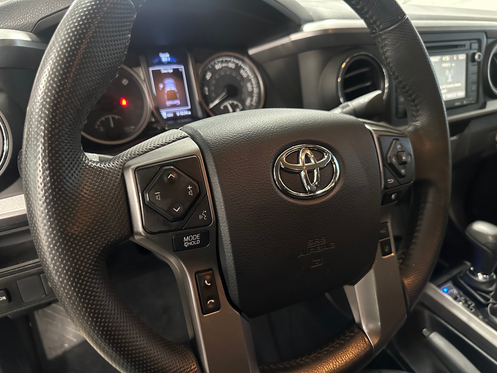Thumbnail: 2019 Toyota Tacoma - 5