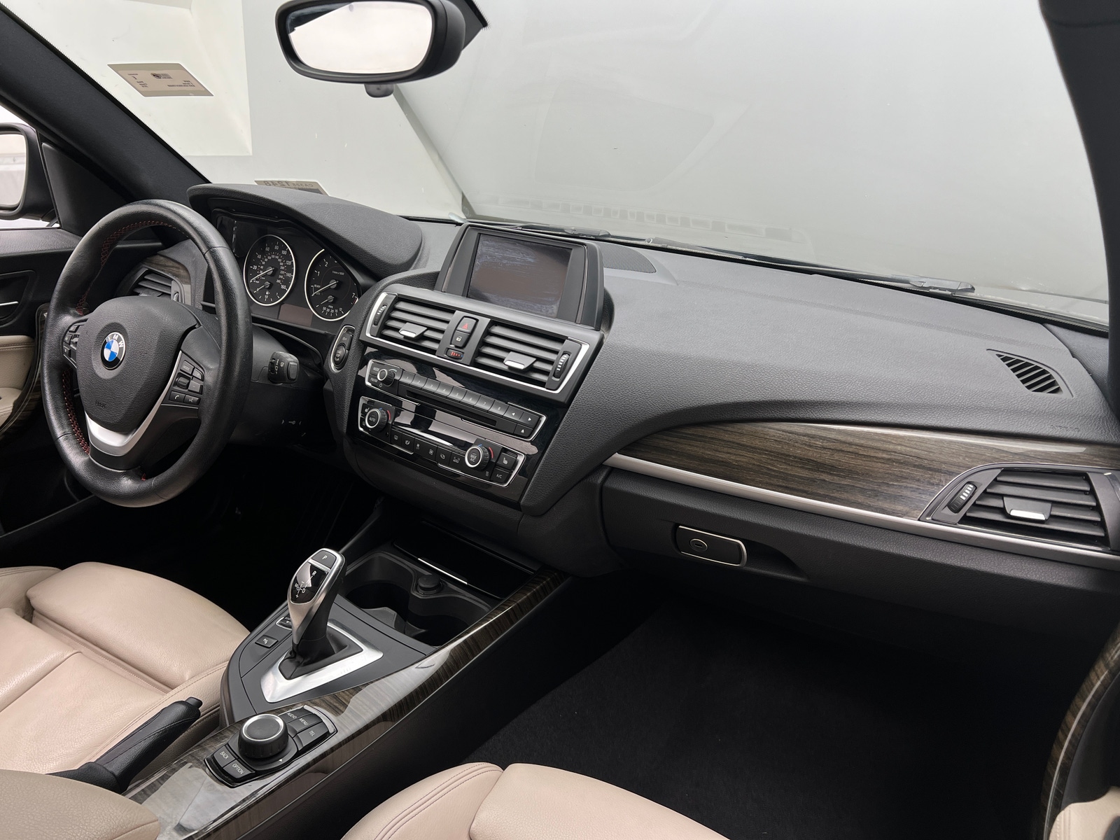 Thumbnail: 2016 BMW 2 Series - 2