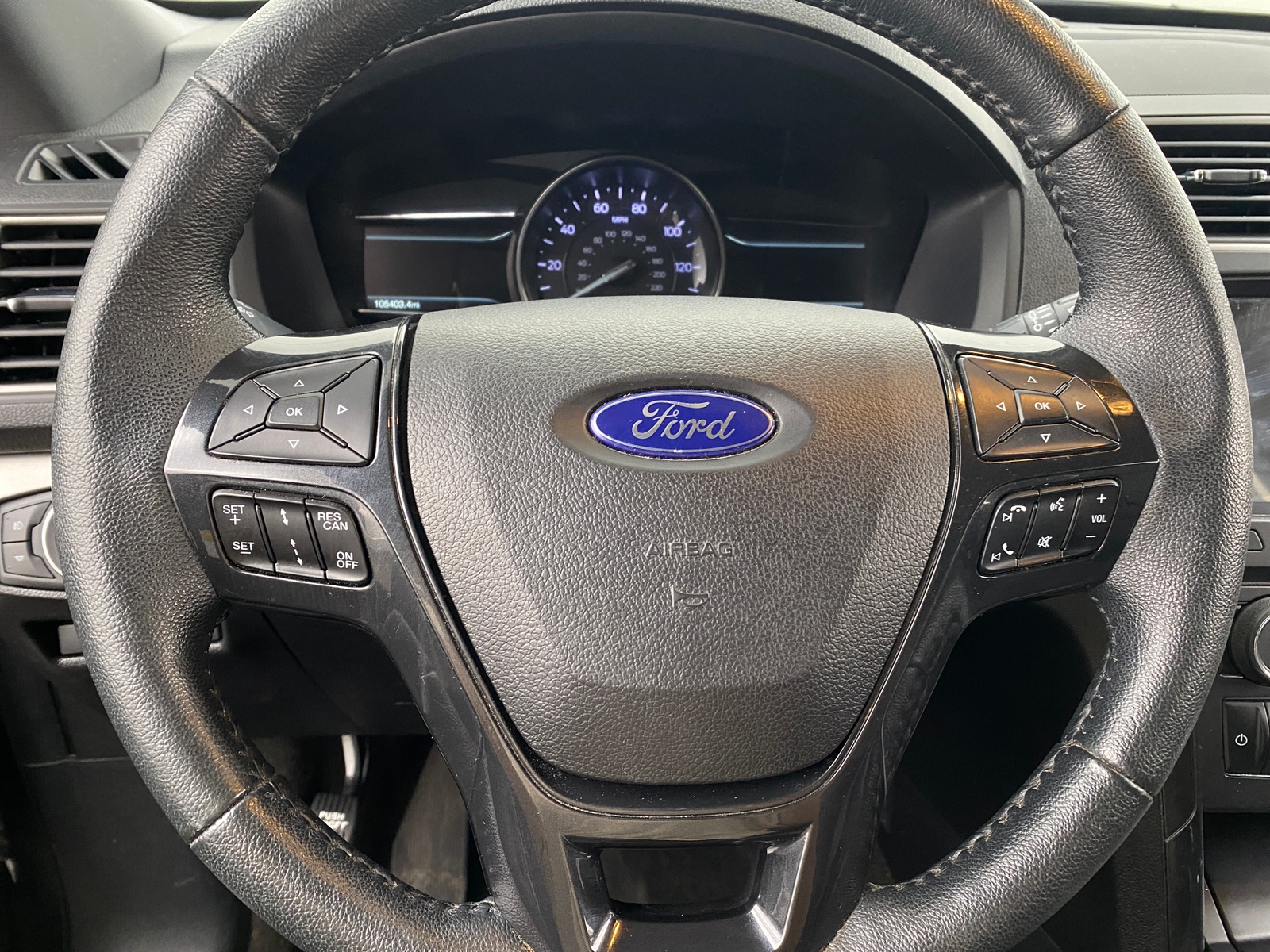 Thumbnail: 2018 Ford Explorer - 4