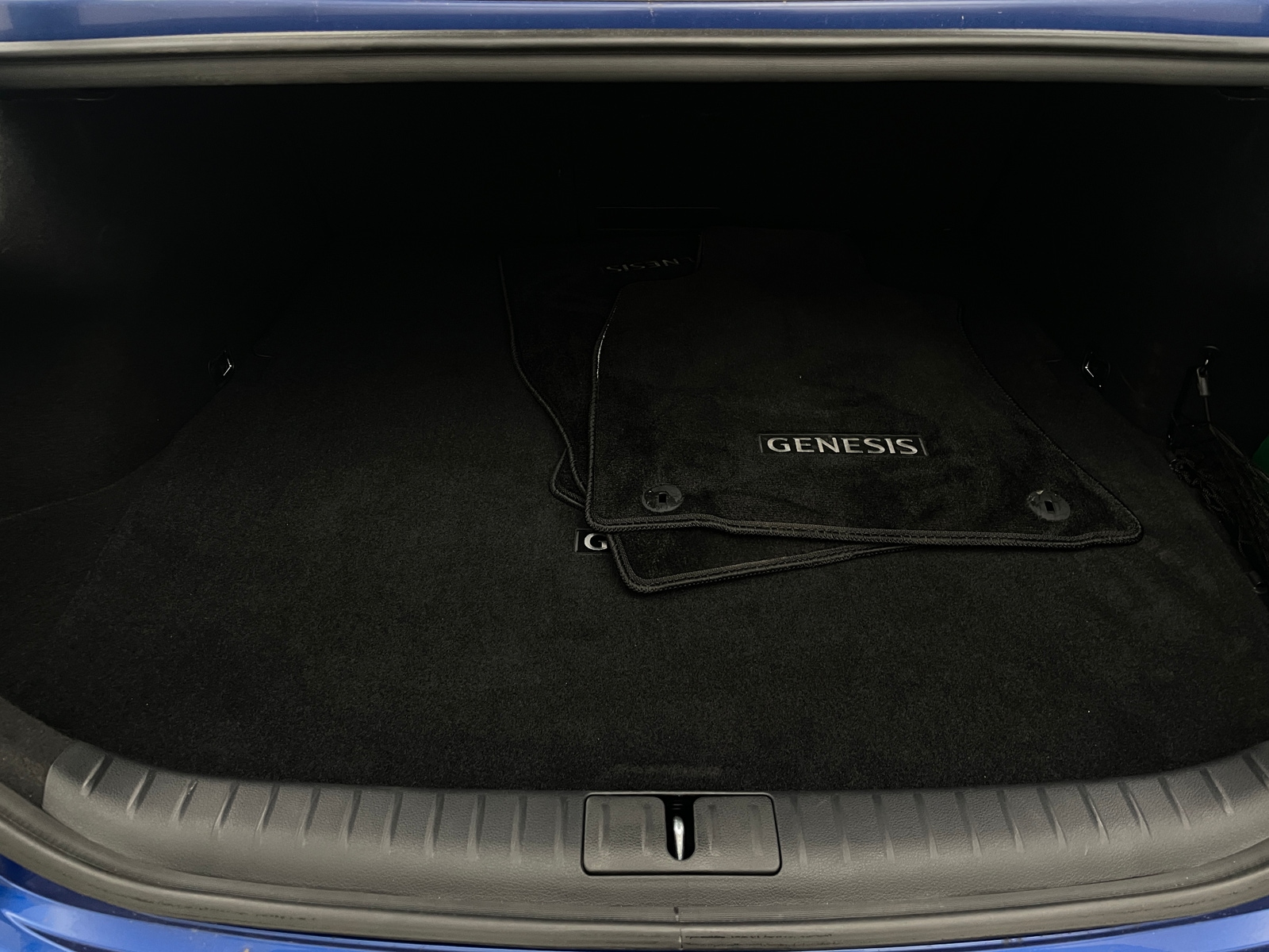 Thumbnail: 2024 Genesis G70 - 6