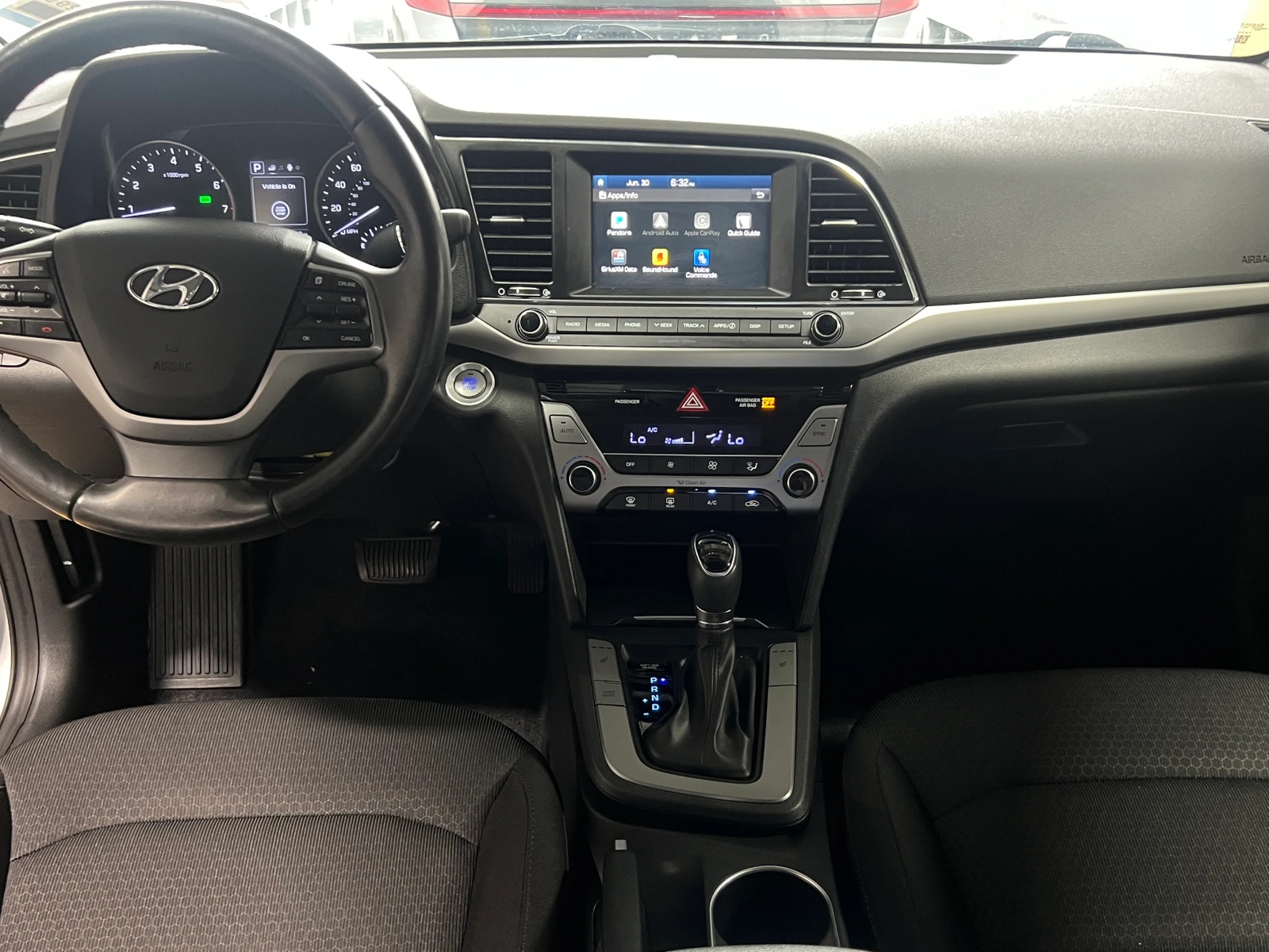 Thumbnail: 2018 Hyundai Elantra - 3
