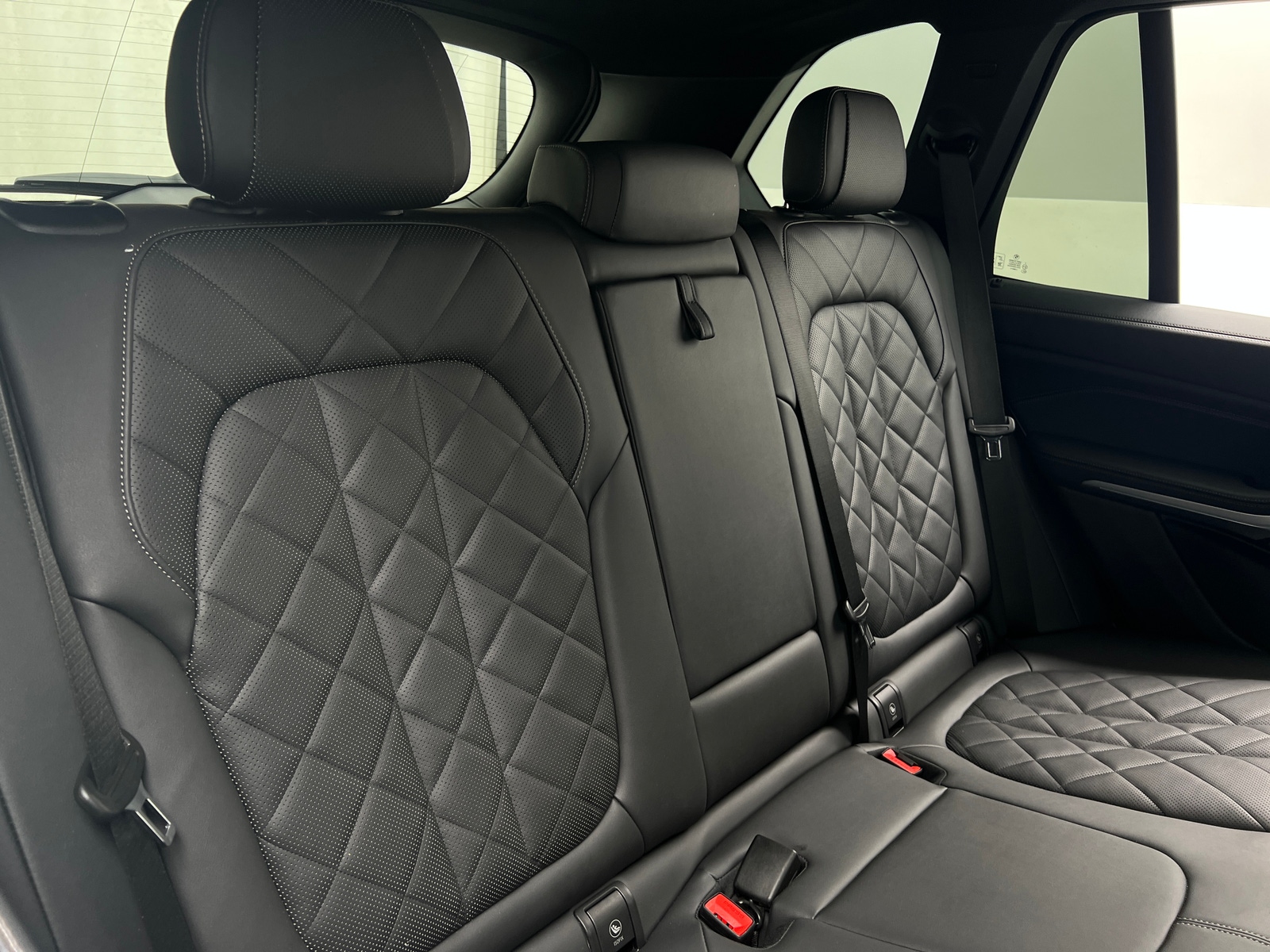 Thumbnail: 2023 BMW X5 - 5