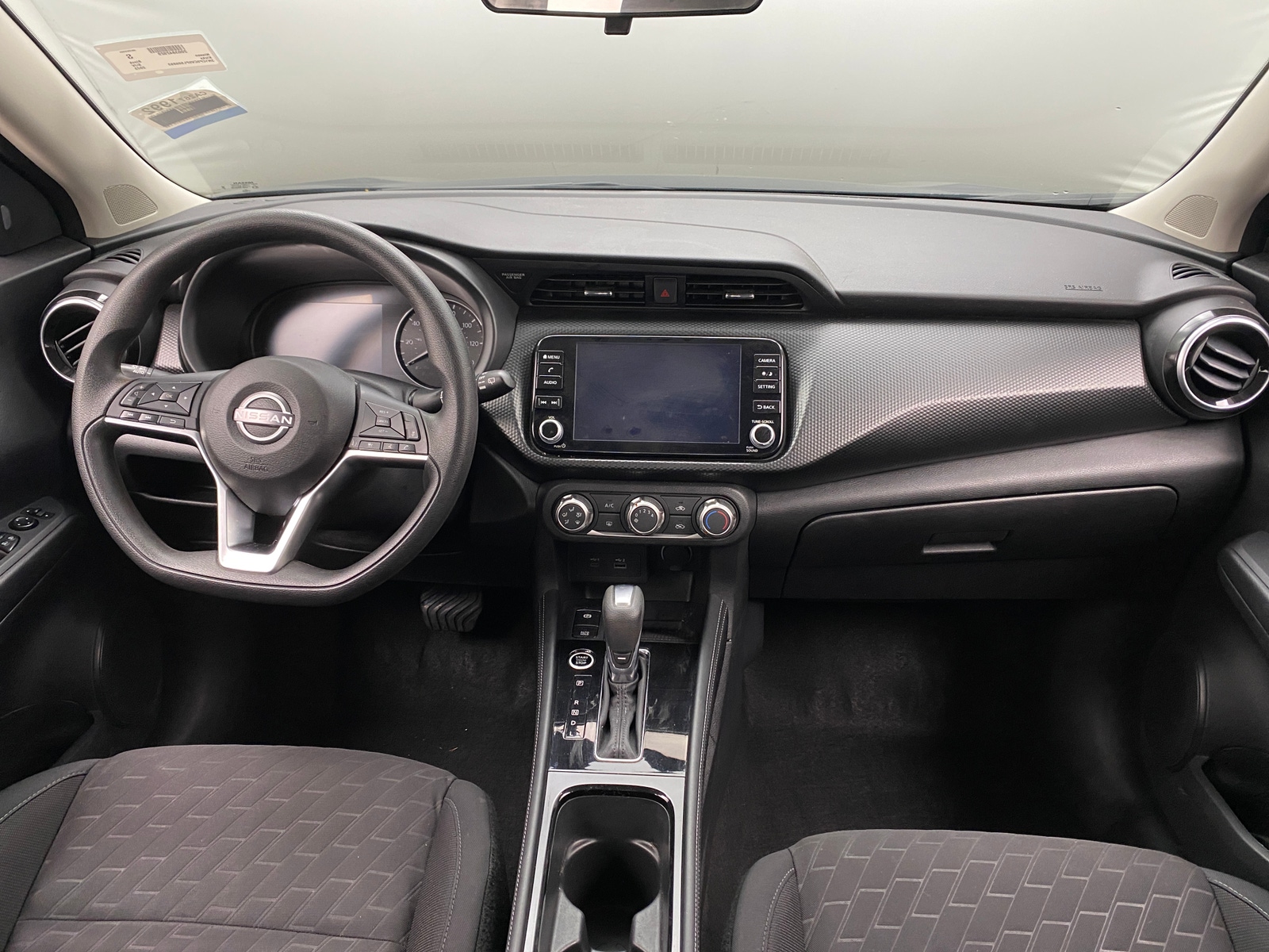 Thumbnail: 2023 Nissan Kicks - 3