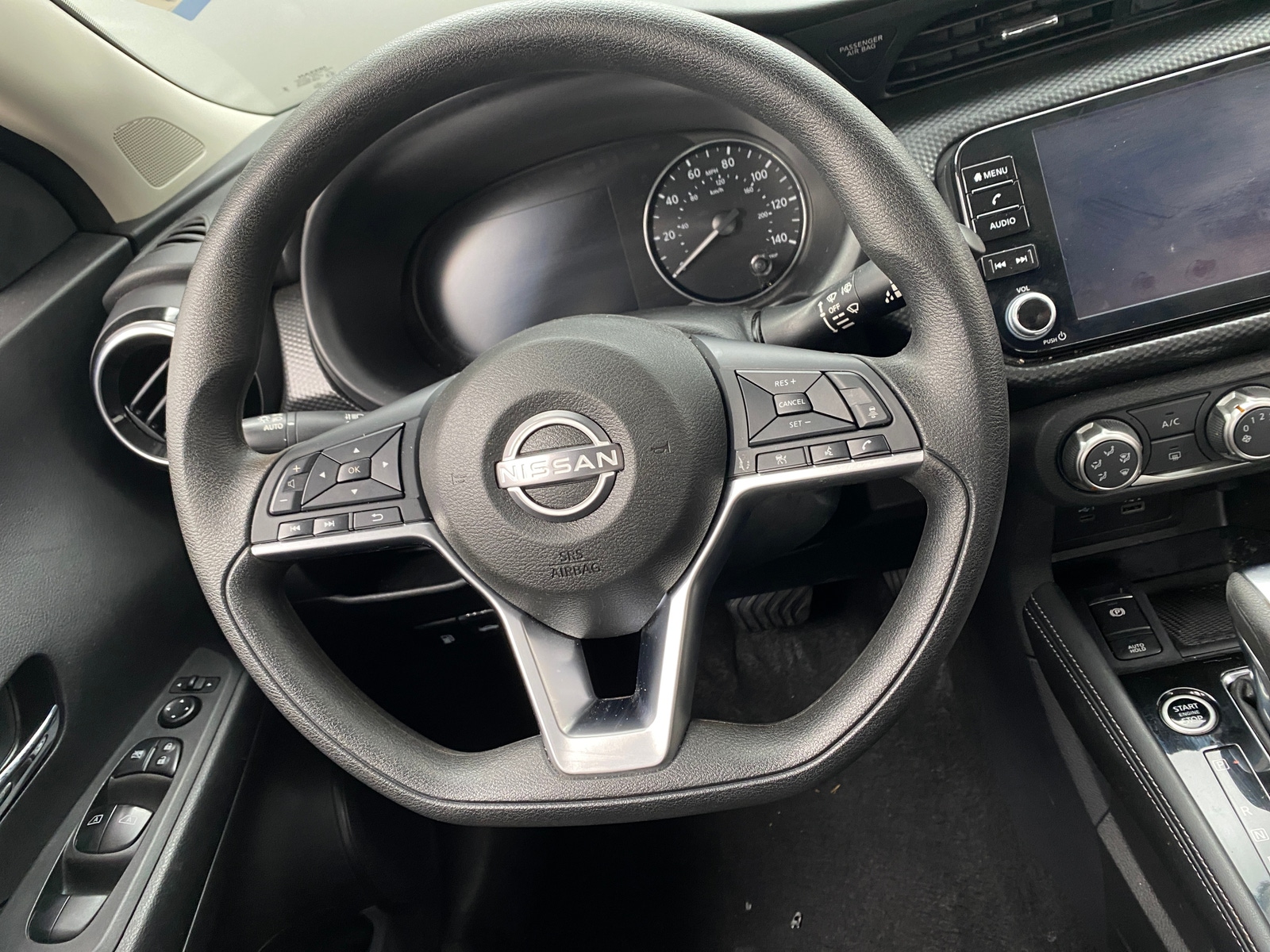 Thumbnail: 2023 Nissan Kicks - 5