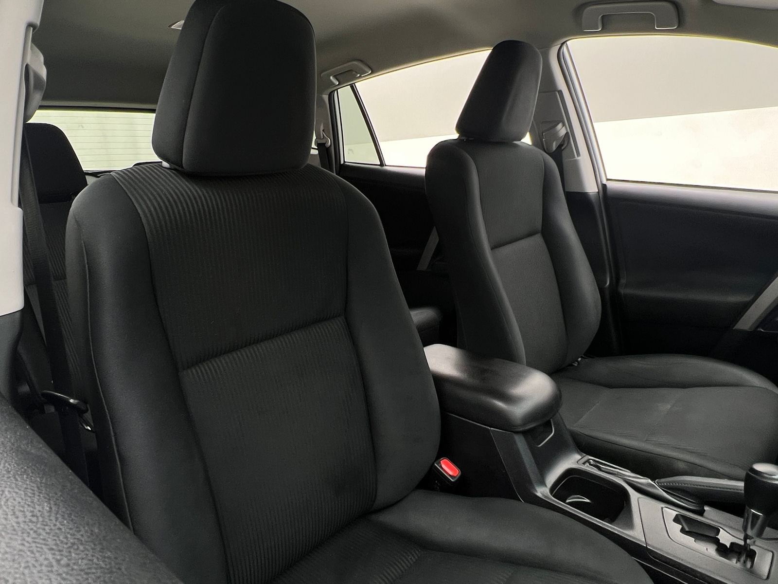 Thumbnail: 2017 Toyota RAV4 - 2