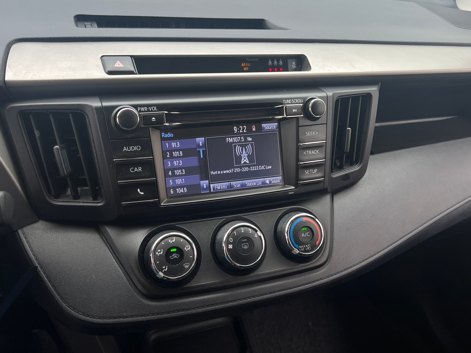 Thumbnail: 2017 Toyota RAV4 - 4