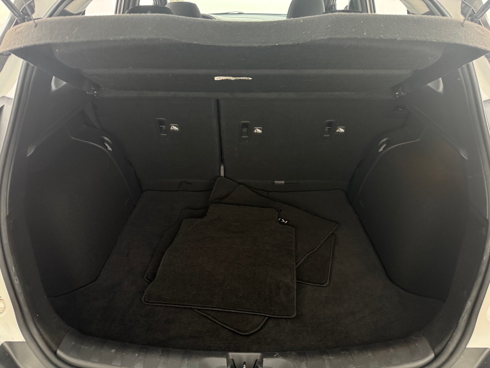 Thumbnail: 2019 Nissan Kicks - 7