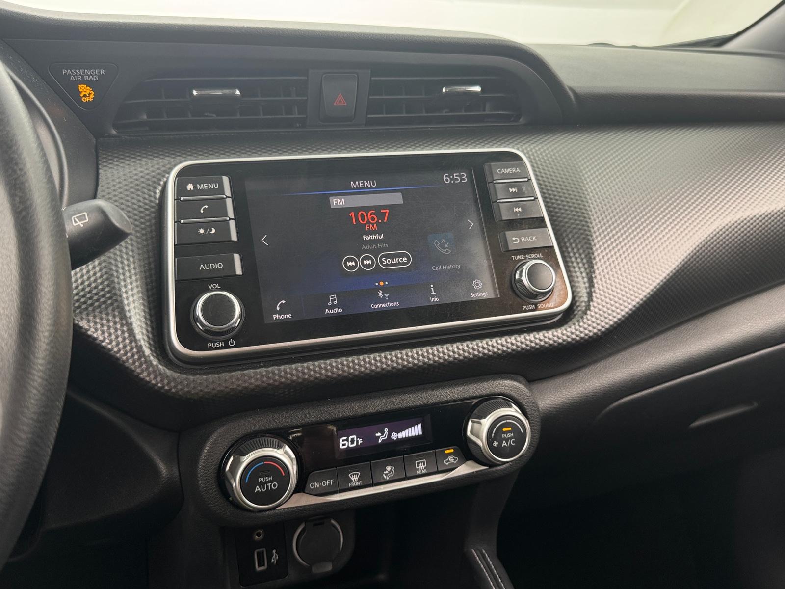 Thumbnail: 2019 Nissan Kicks - 4