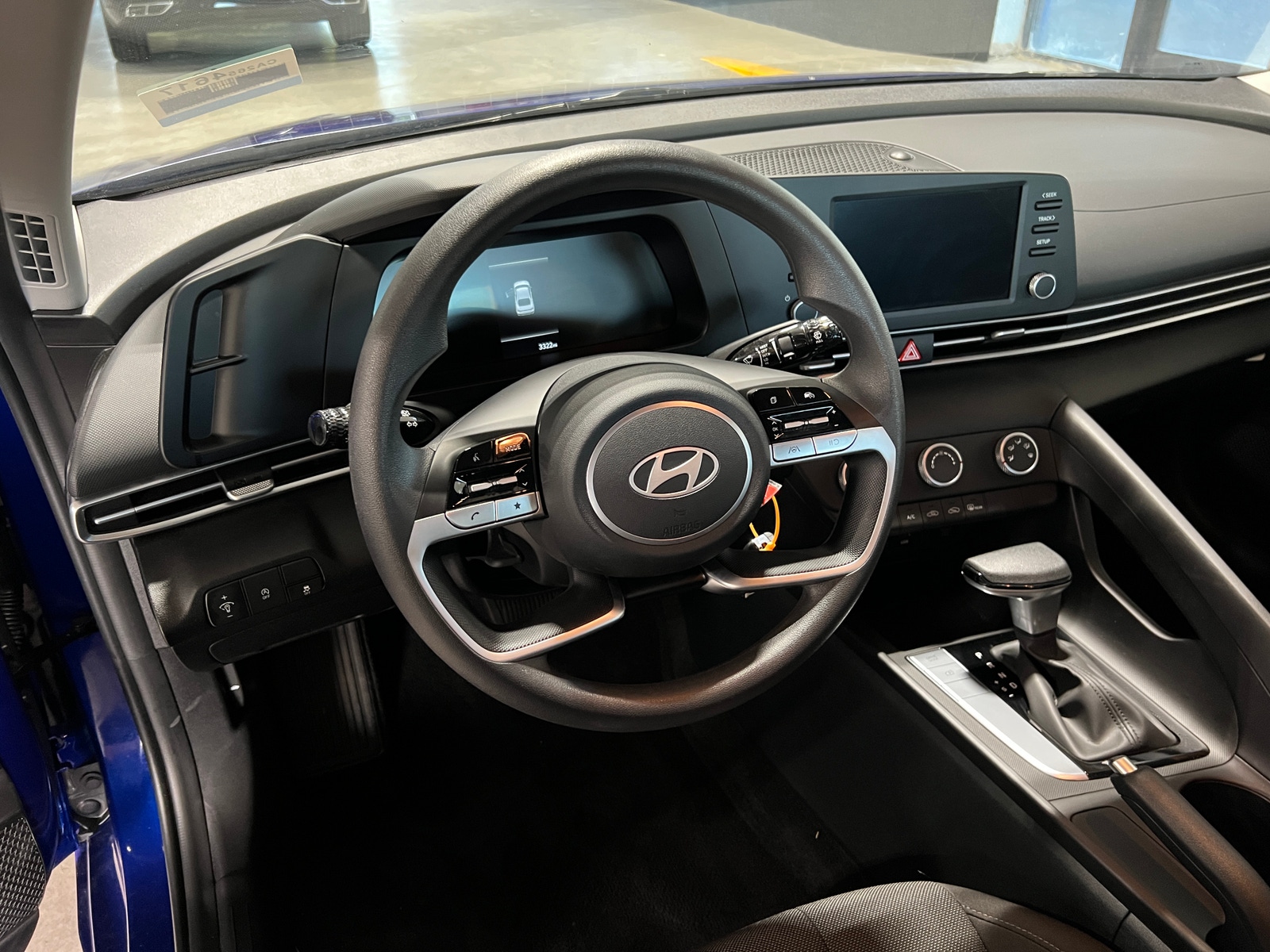 Thumbnail: 2024 Hyundai Elantra - 5
