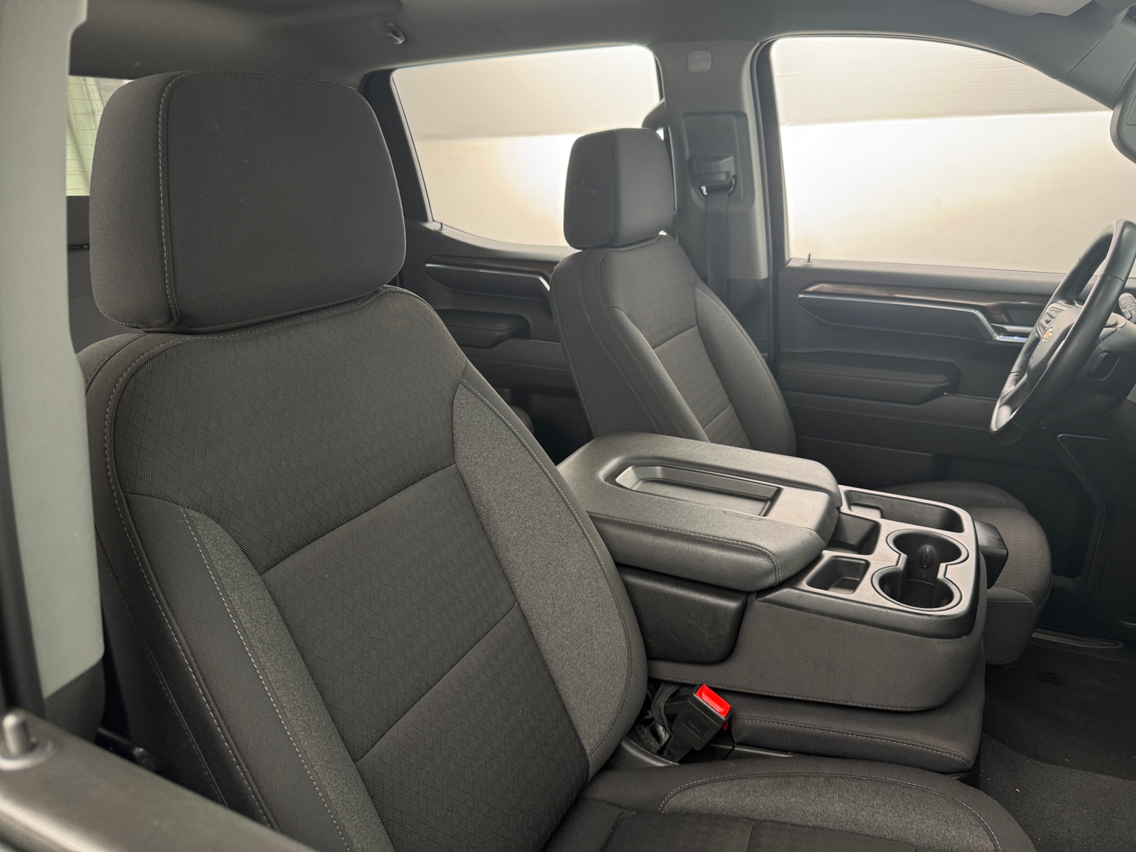 Thumbnail: 2024 Chevrolet Silverado 1500 - 2