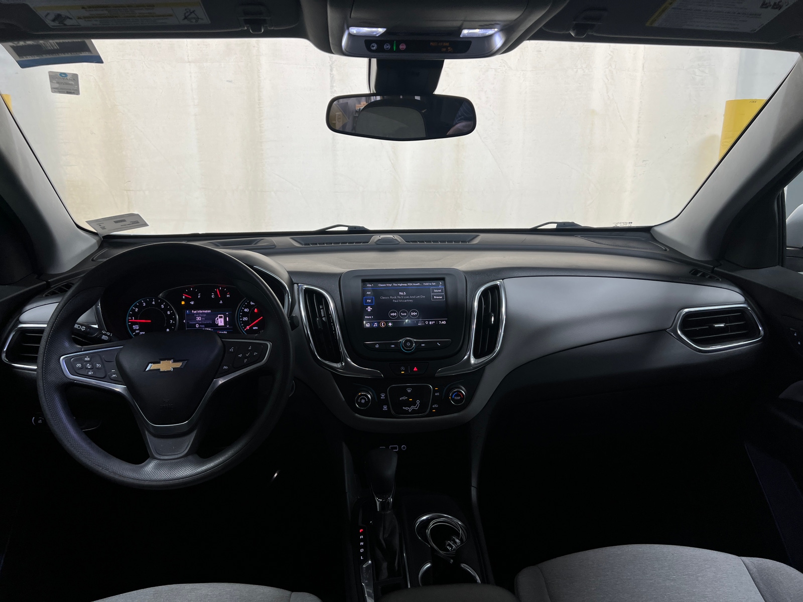 Thumbnail: 2022 Chevrolet Equinox - 3