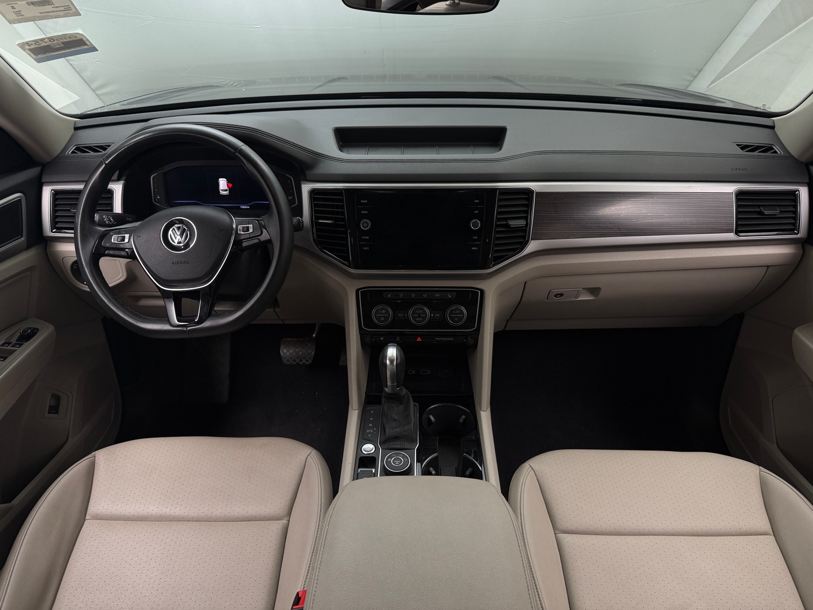 Thumbnail: 2019 Volkswagen Atlas - 2