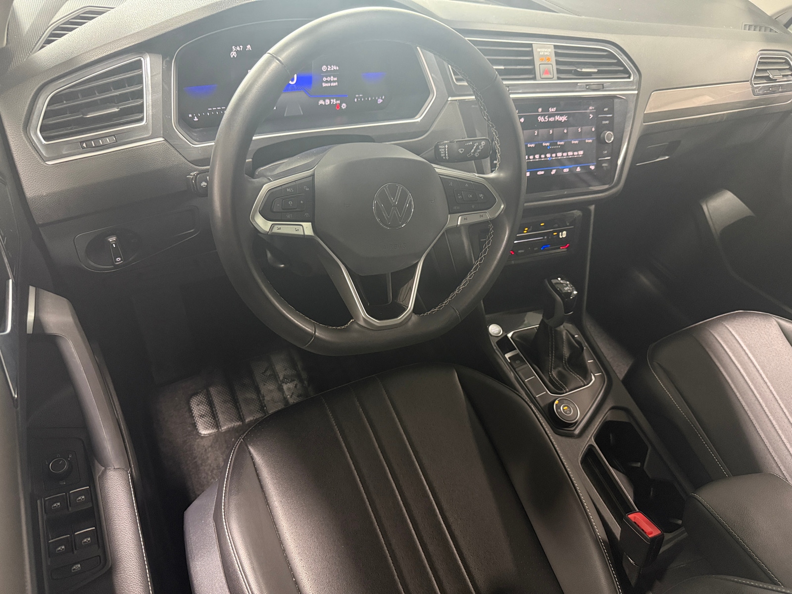 Thumbnail: 2024 Volkswagen Tiguan - 2